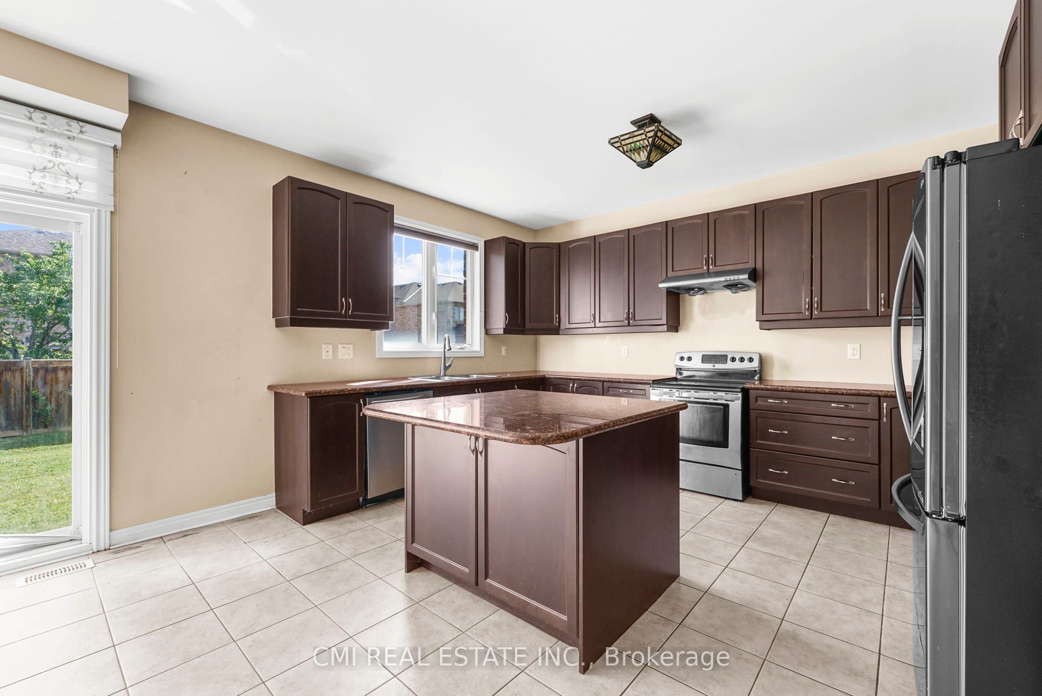 5 Decorso Drive N Property Photo 15