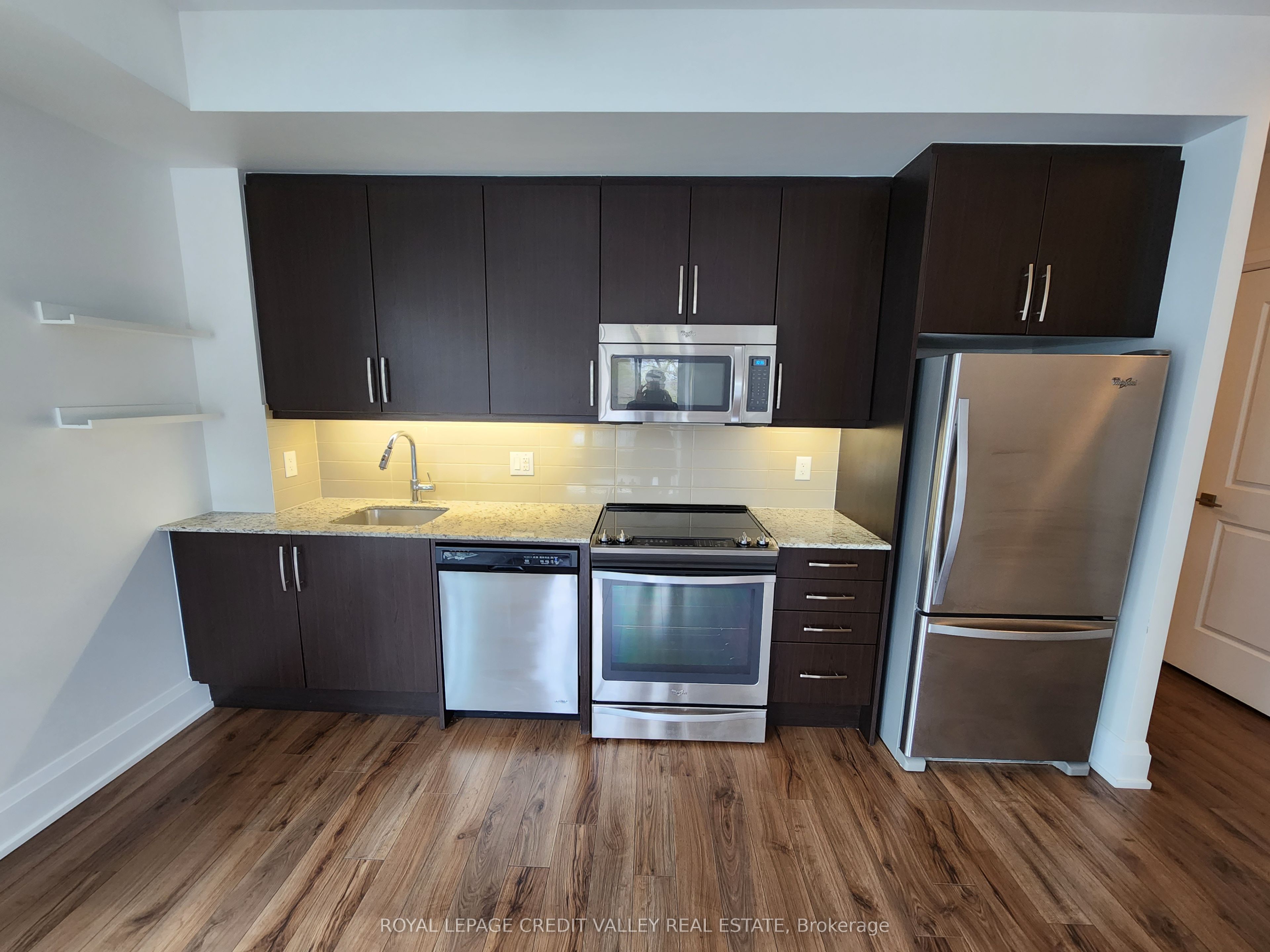 1 Old Mill Drive 126 Property Photo 12