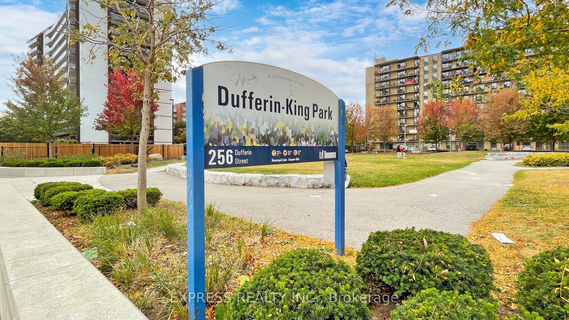 270 Dufferin Street 701 Property Photo 4