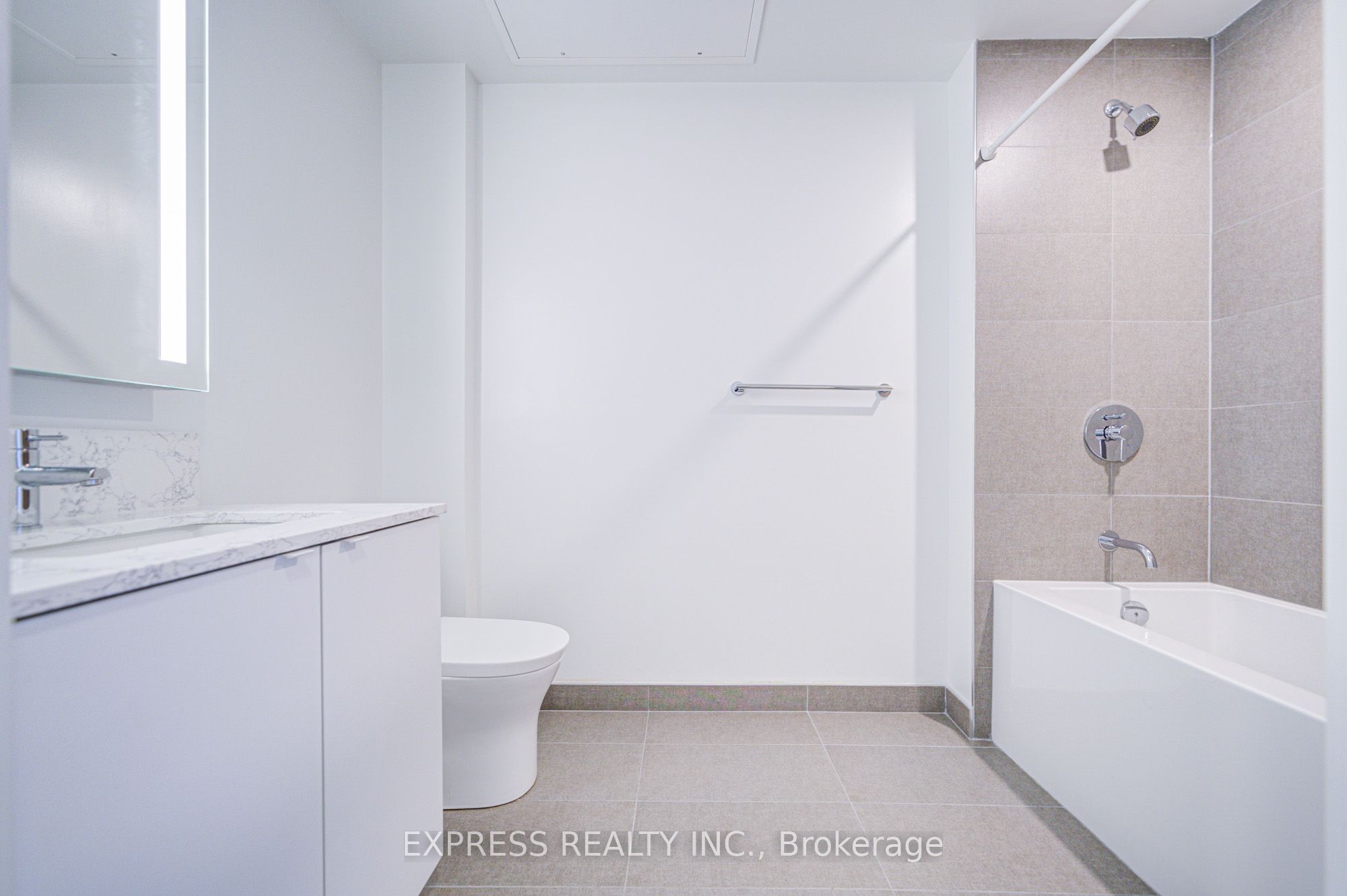 270 Dufferin Street 701 Property Photo 14