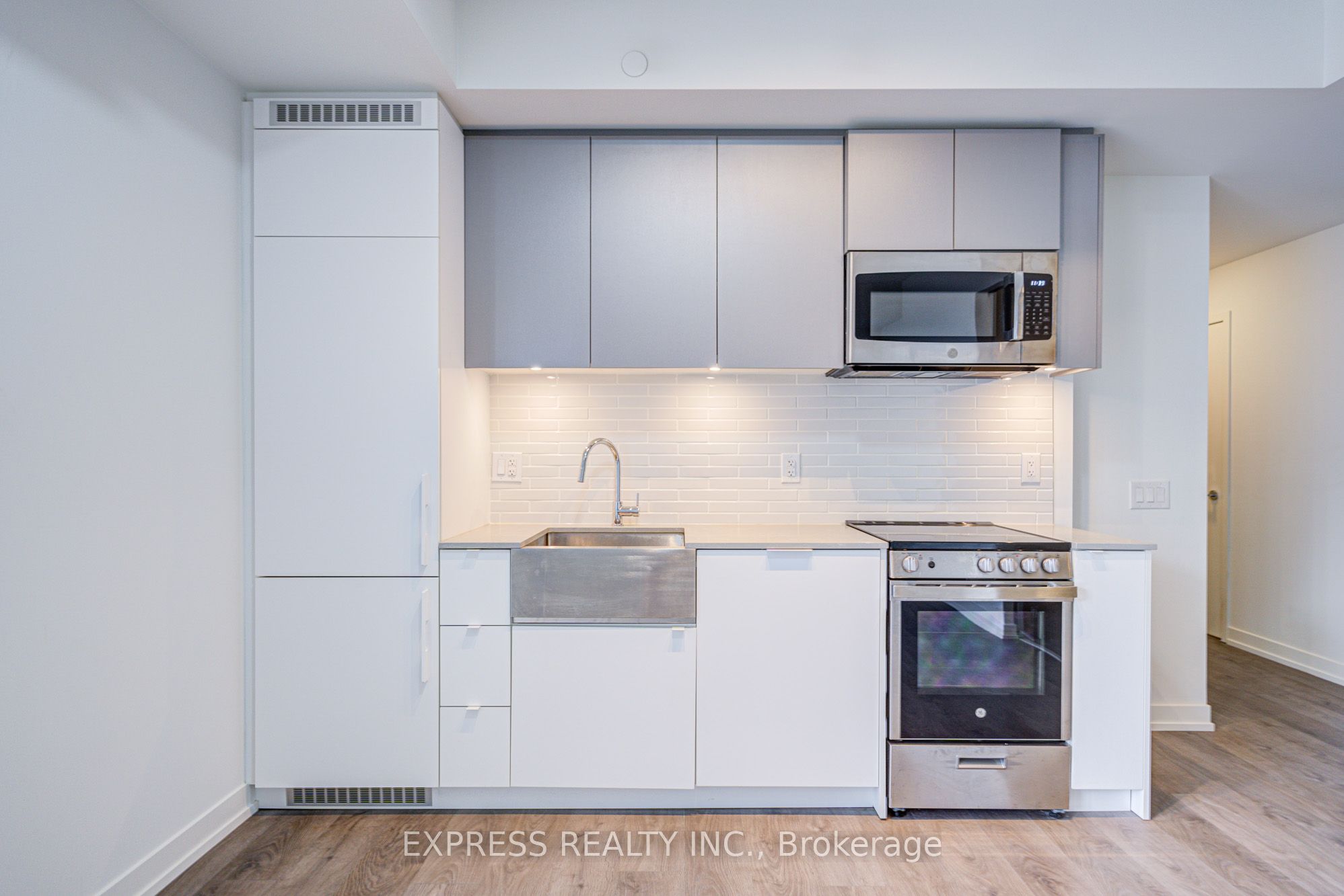 270 Dufferin Street 701 Property Photo 23