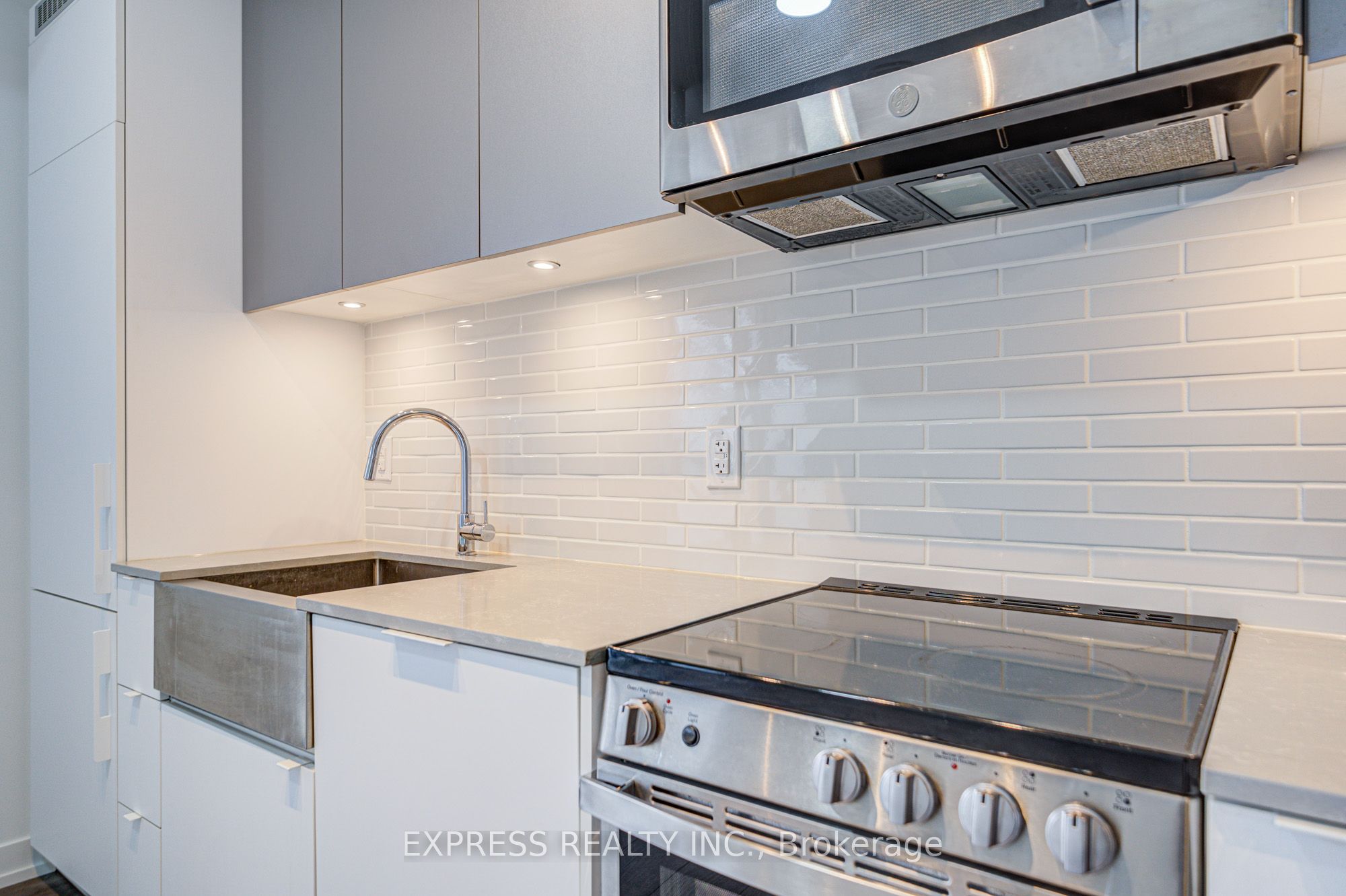 270 Dufferin Street 701 Property Photo 27