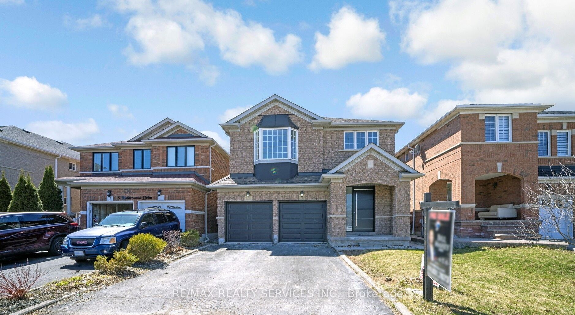 10 Linderwood Drive Property Photo 1