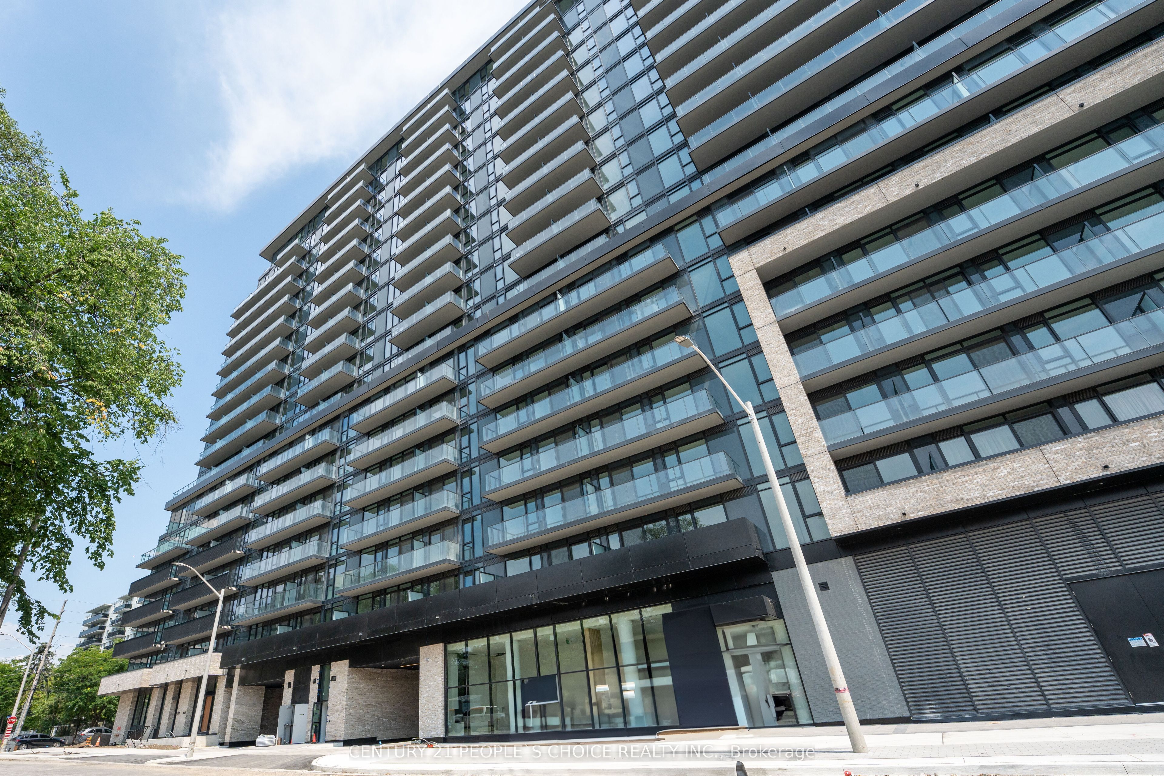 3009 Novar Rd Property Photo 1