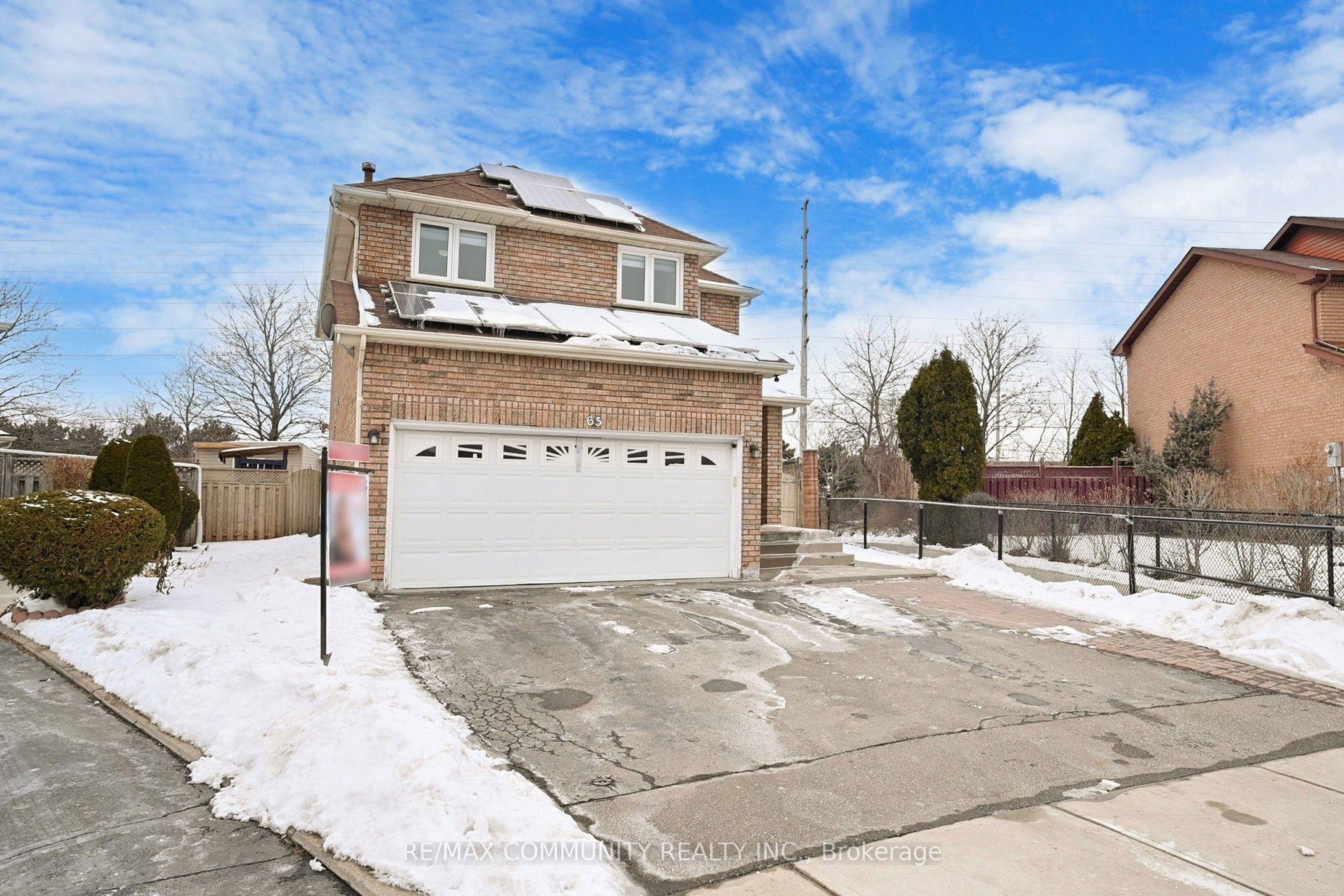 65 Creditstone Road Property Photo 1