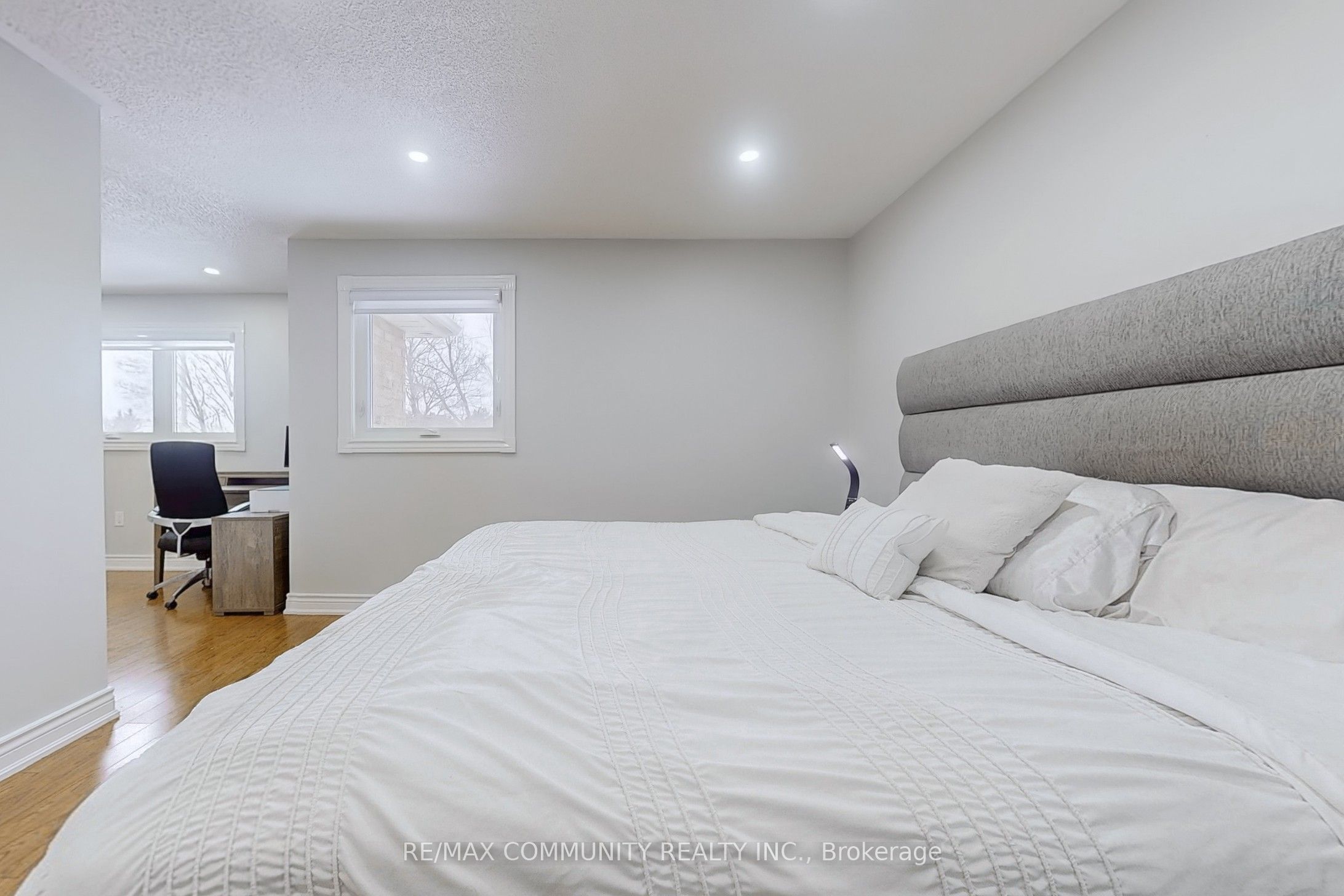 65 Creditstone Road Property Photo 18