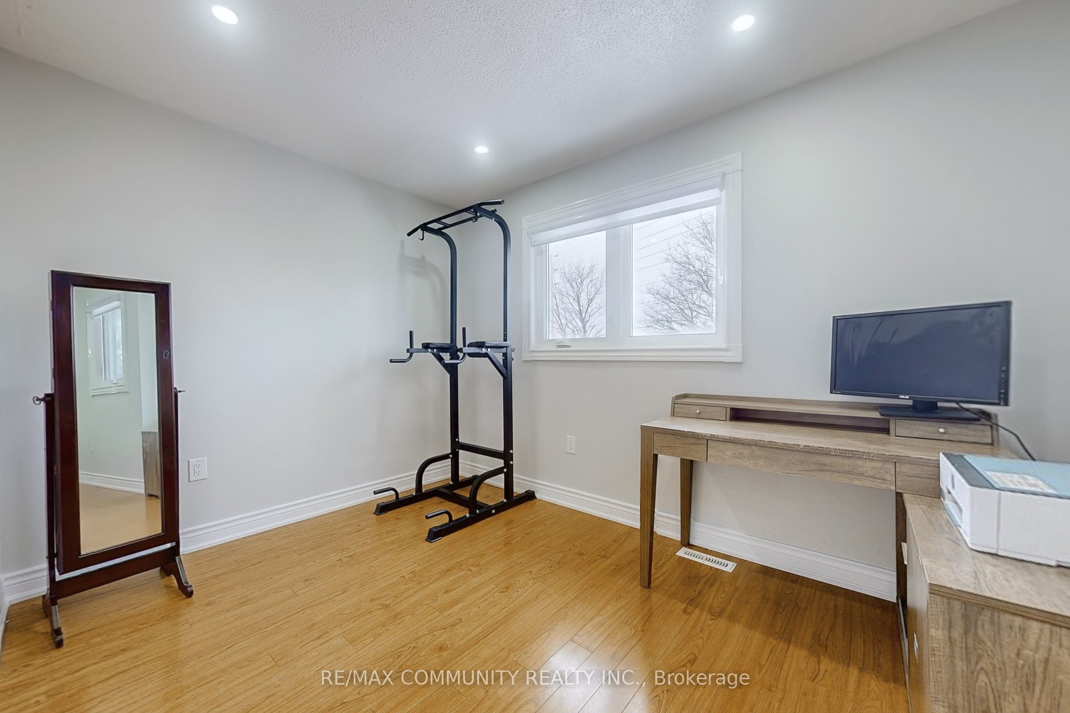 65 Creditstone Road Property Photo 19