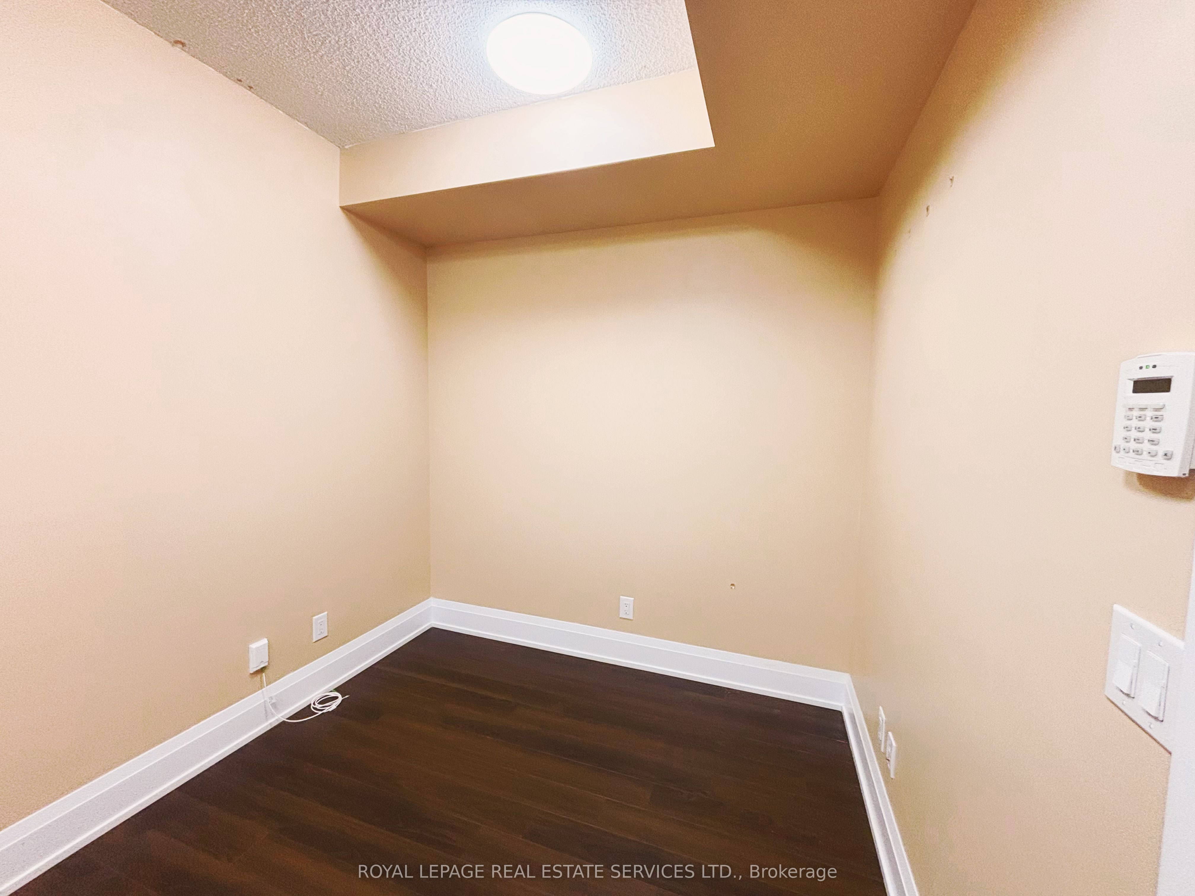 2 Old Mill Drive 426 Property Photo 11