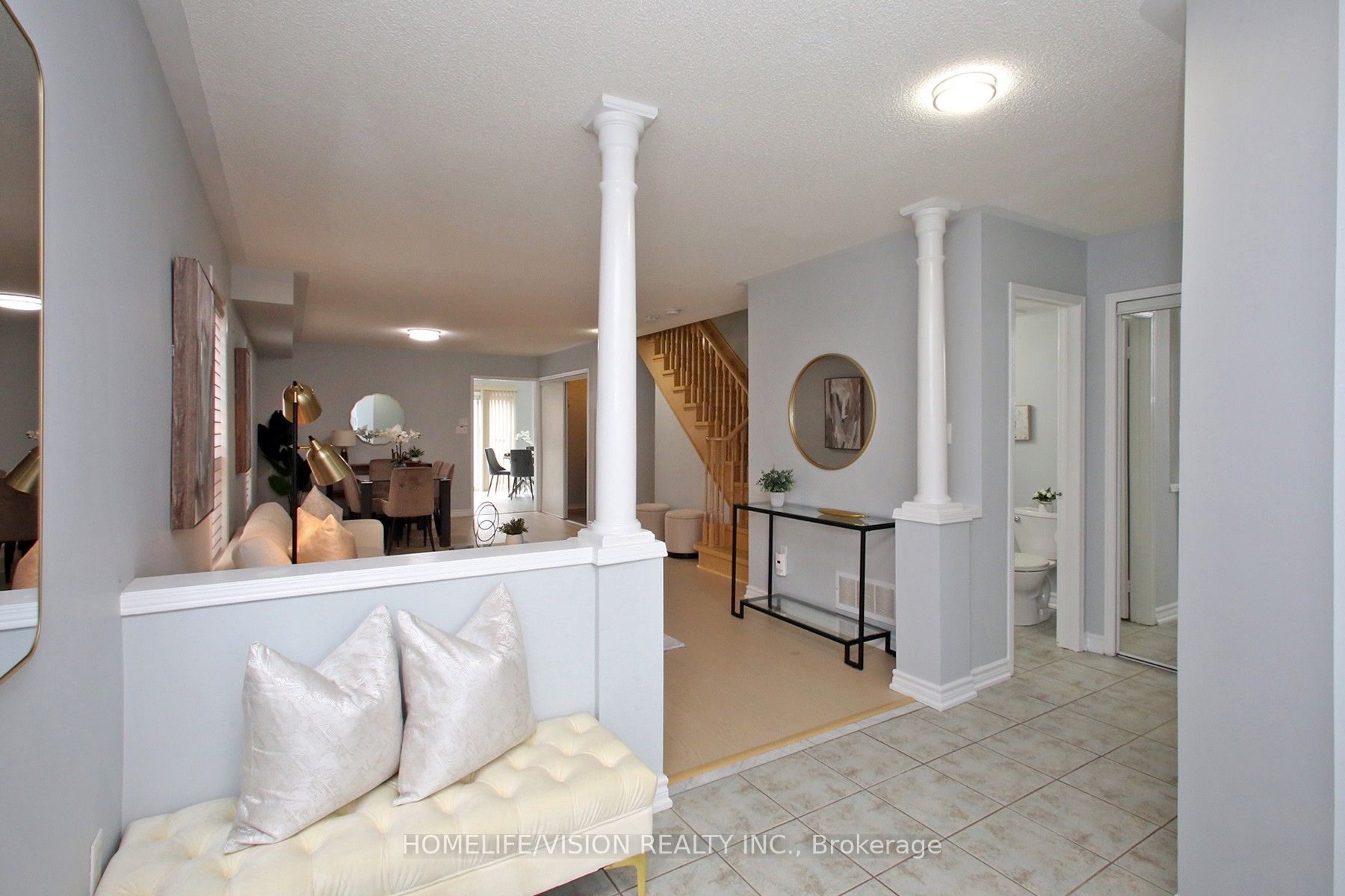 3810 Foxborough Trl Property Photo 4