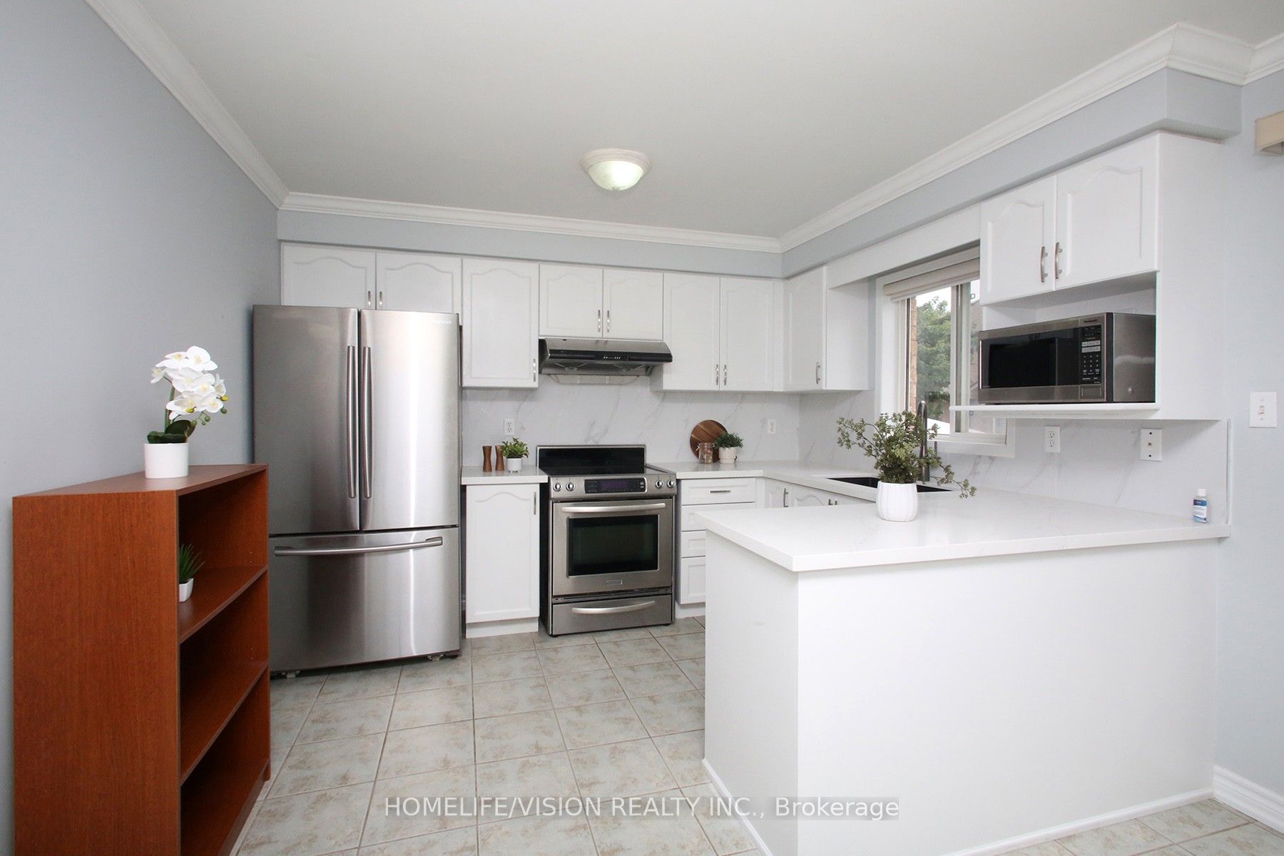 3810 Foxborough Trl Property Photo 13