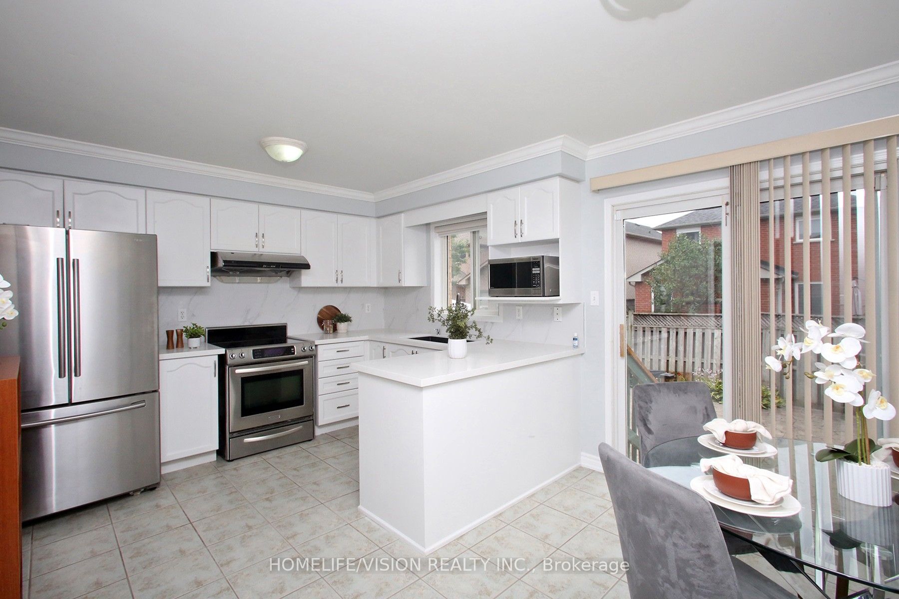3810 Foxborough Trl Property Photo 16