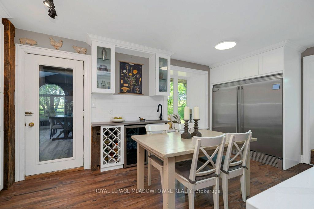5595 25 Side Road Property Photo 14