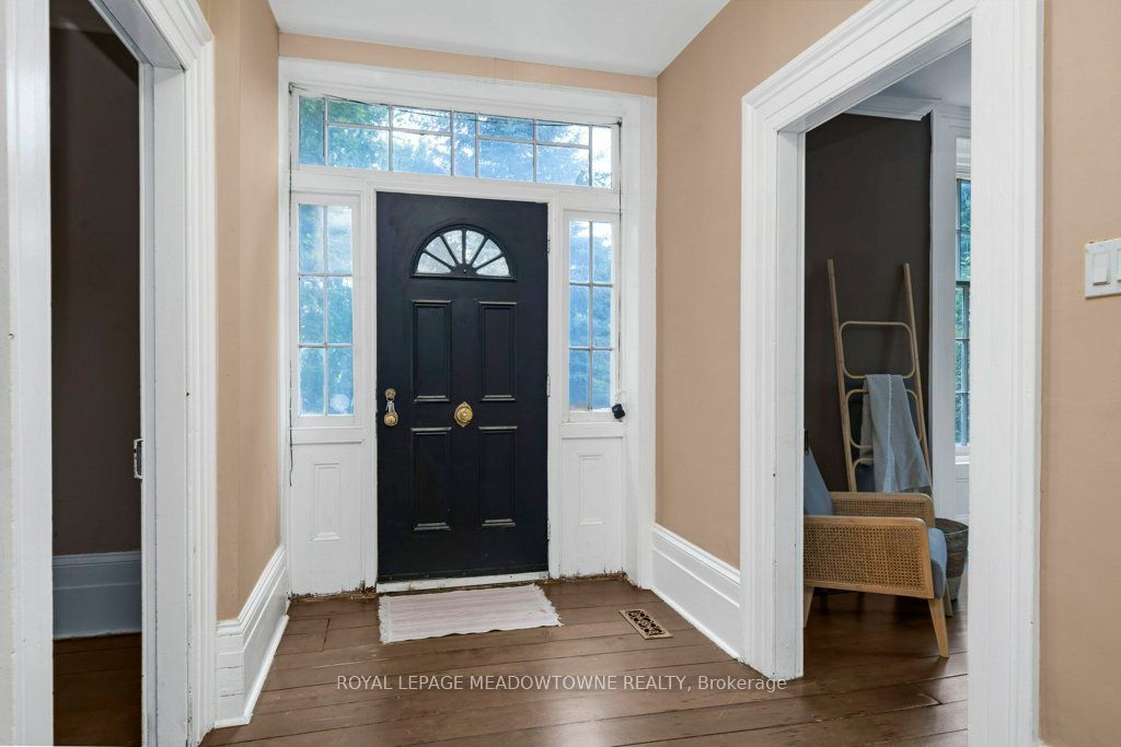 5595 25 Side Road Property Photo 30