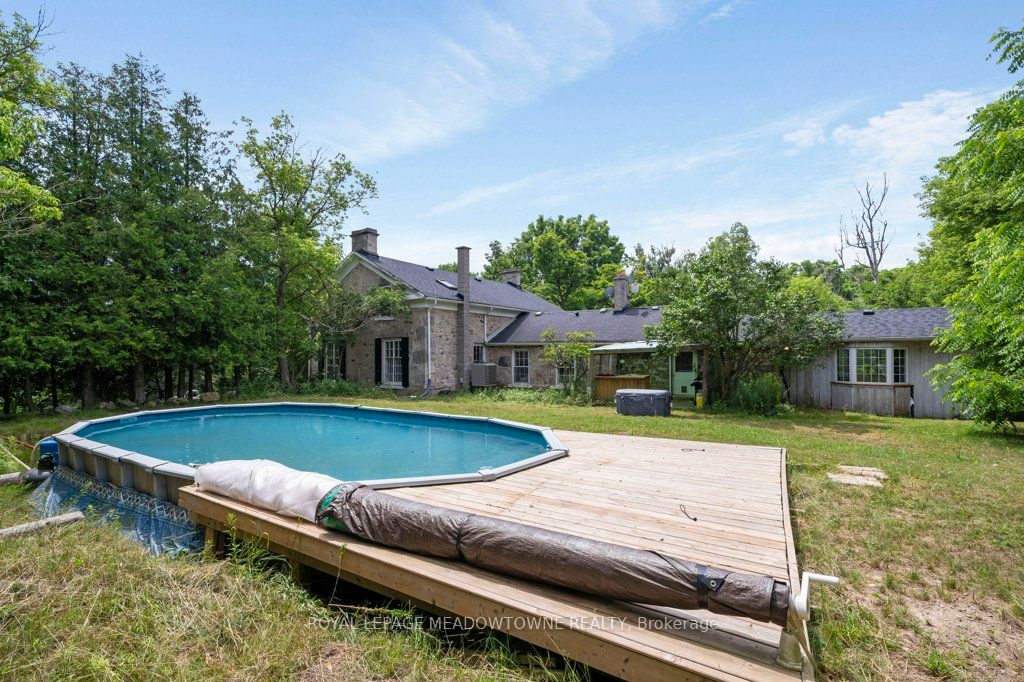 5595 25 Side Road Property Photo 44