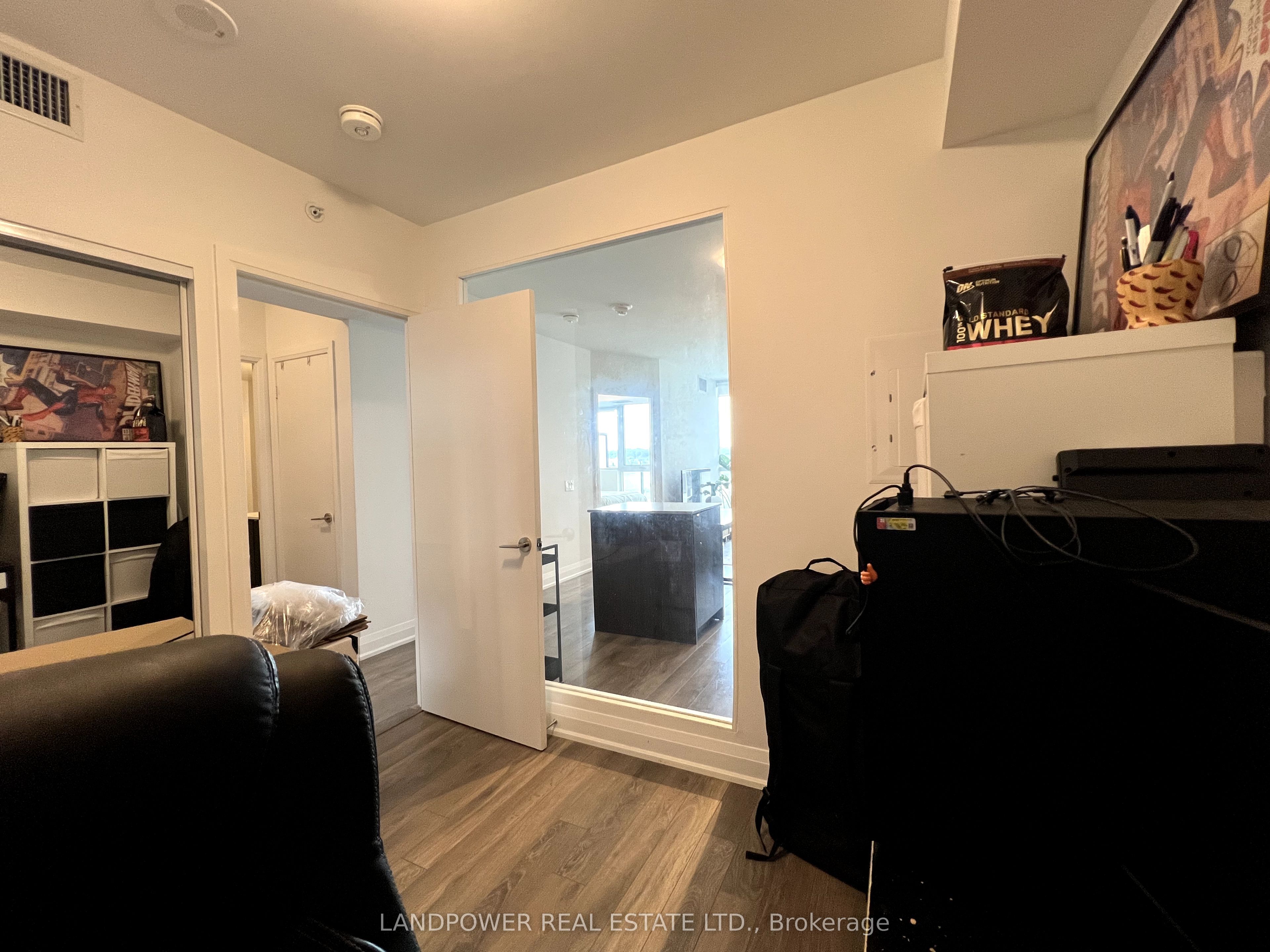 1461 Lawrence Avenue W 908 Property Photo 25