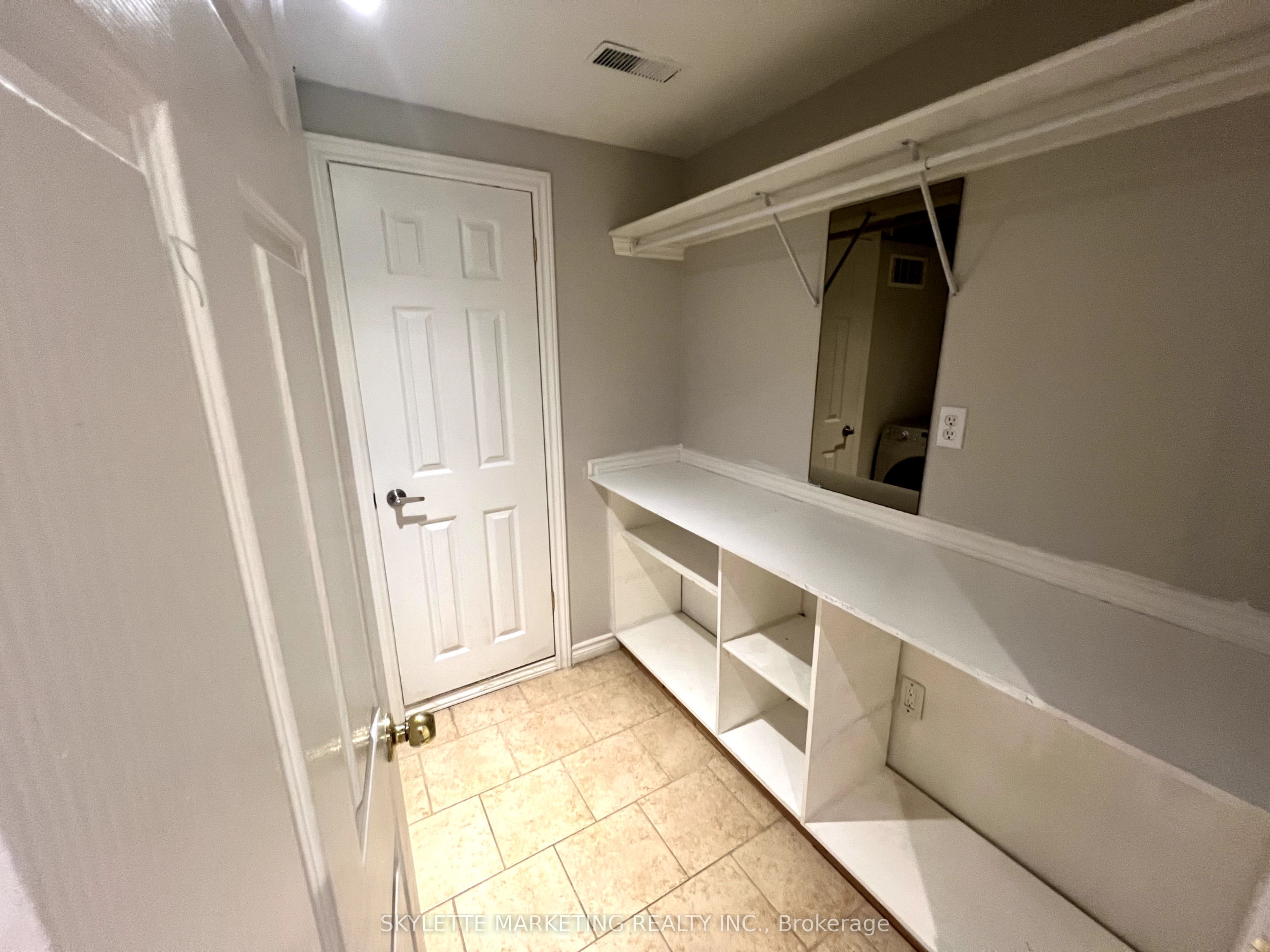 106 Brandon Avenue Bsmt Property Photo 9
