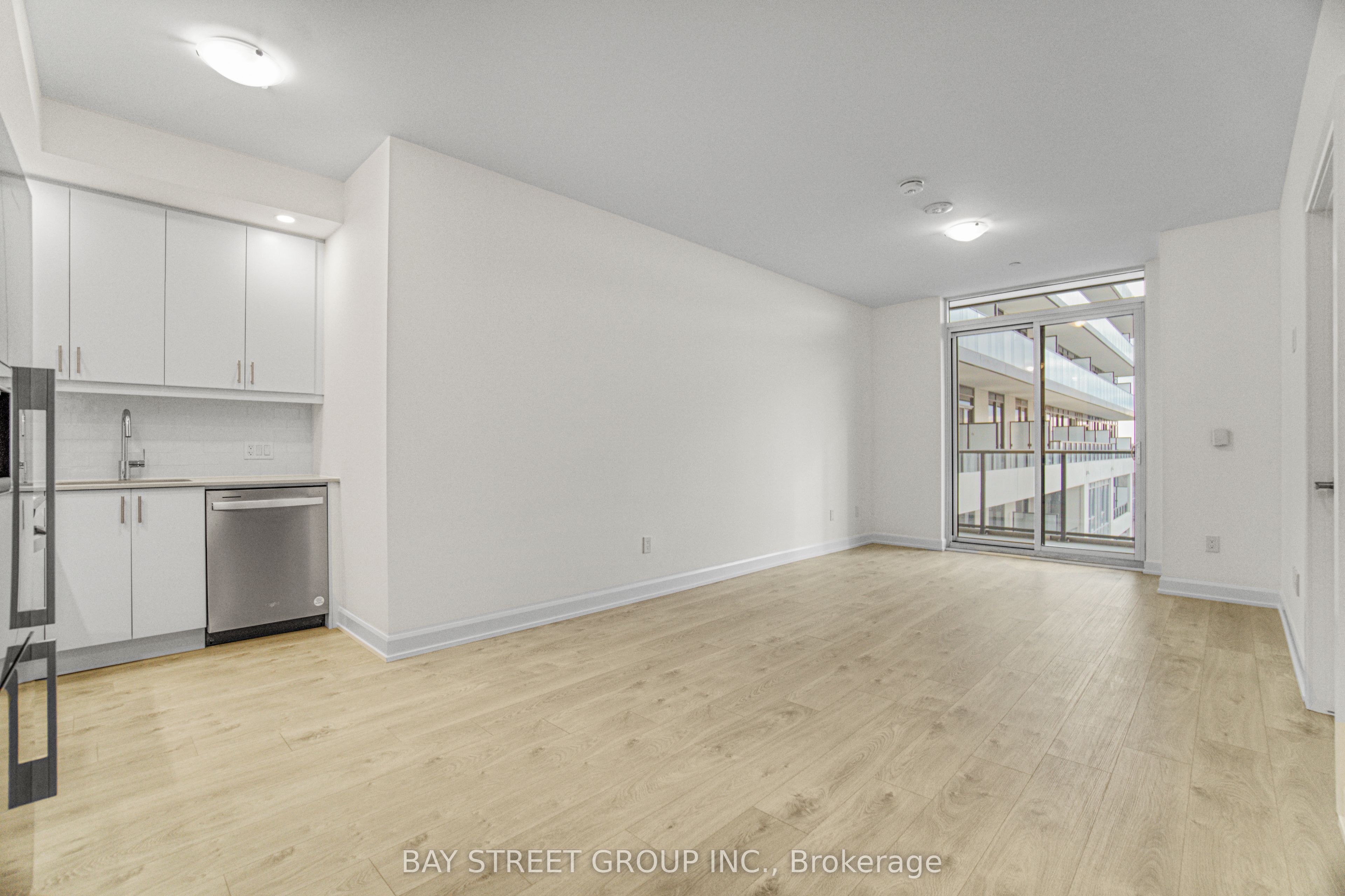 3220 William Coltson Avenue 602 Property Photo 17