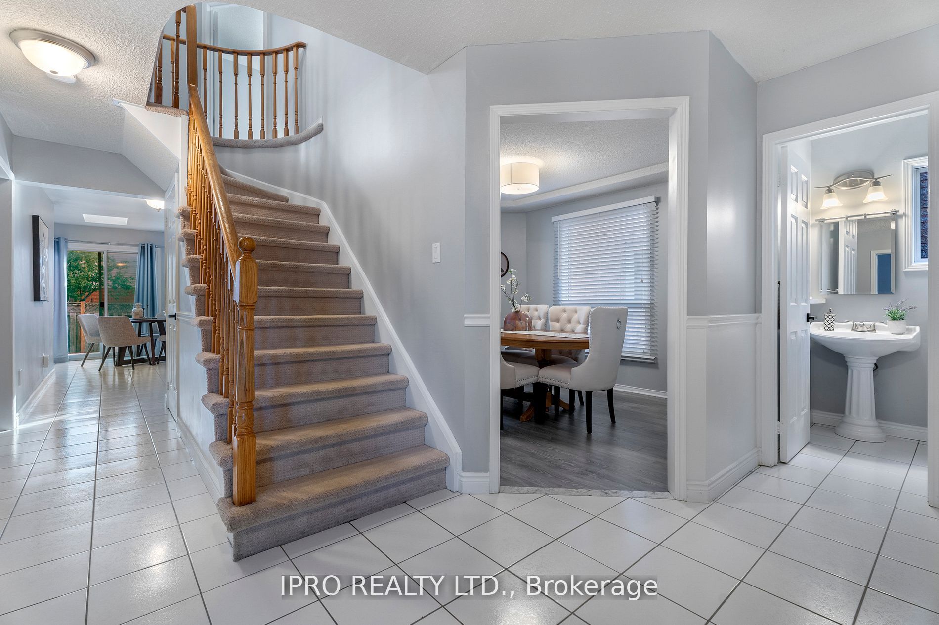 6070 Prairie Circle Property Photo 5