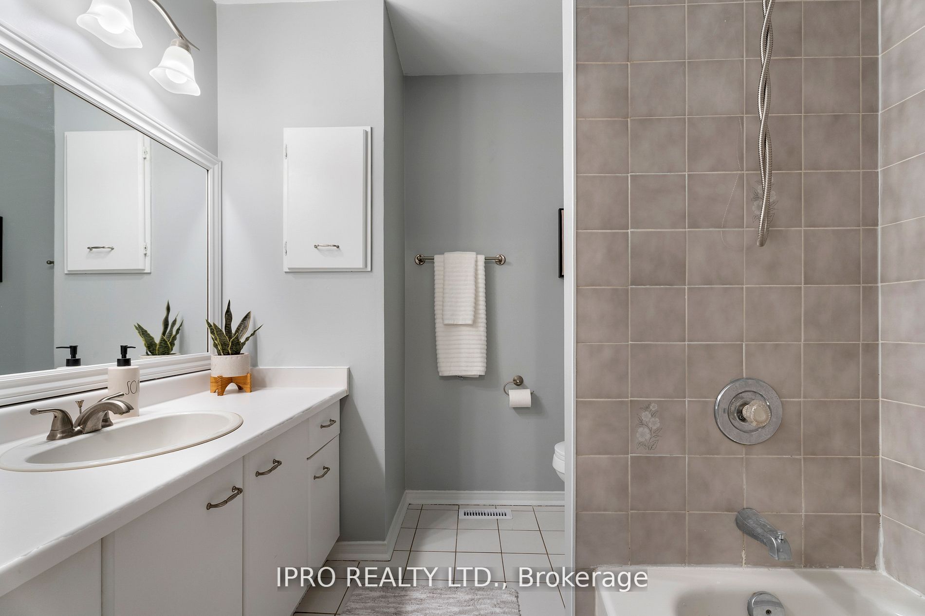 6070 Prairie Circle Property Photo 22