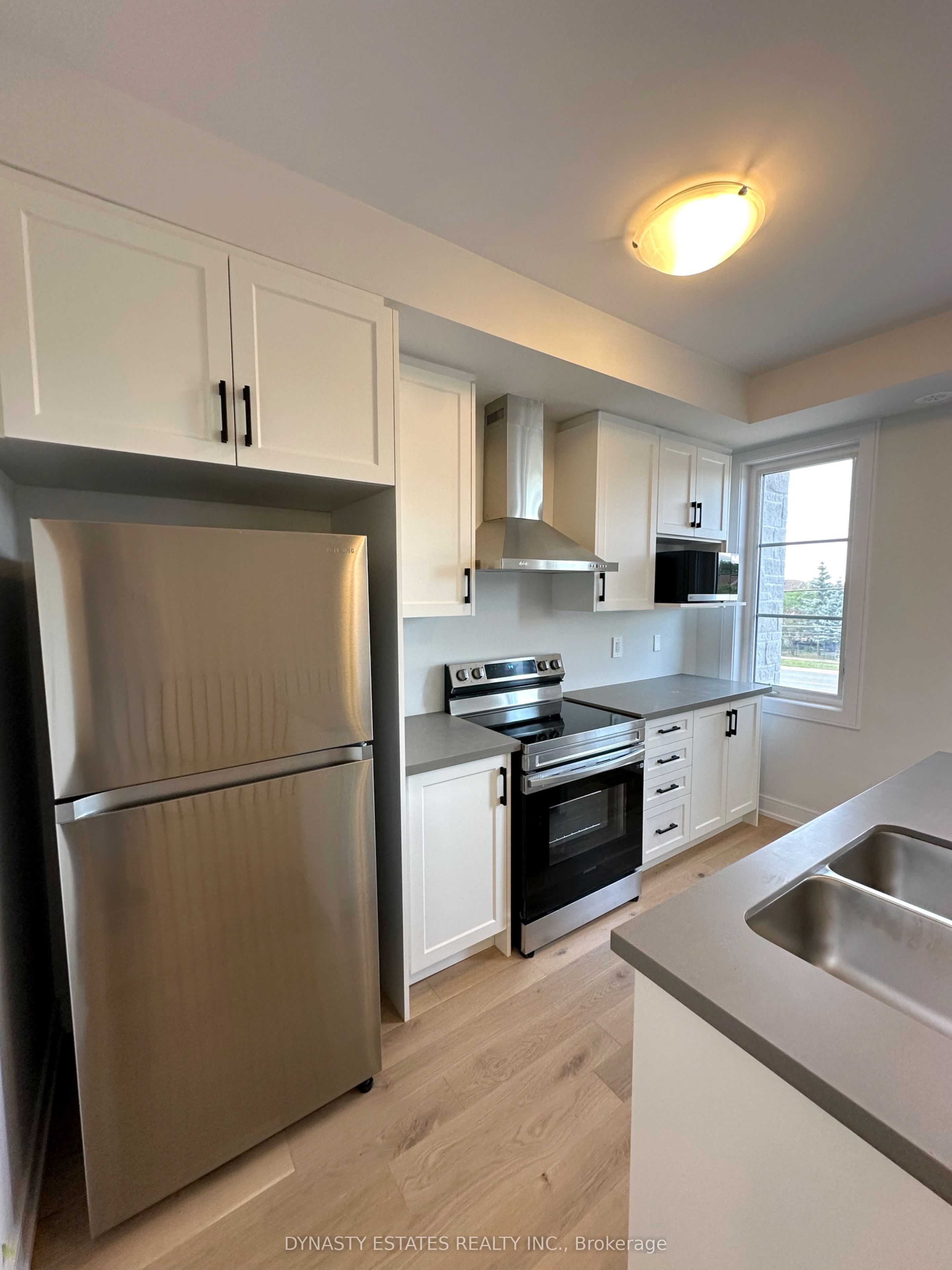 5947 Saigon Street Property Photo 7