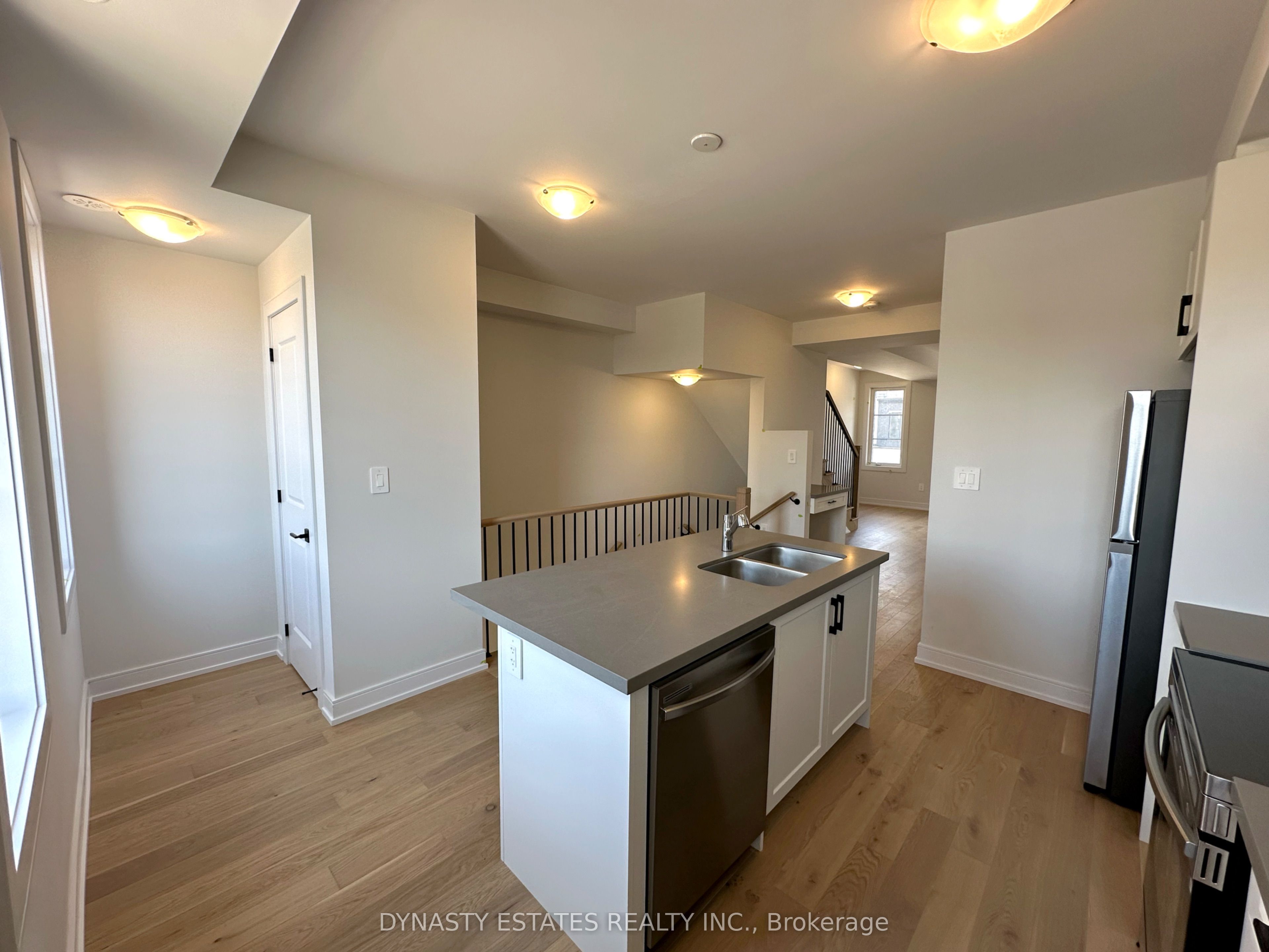 5947 Saigon Street Property Photo 10