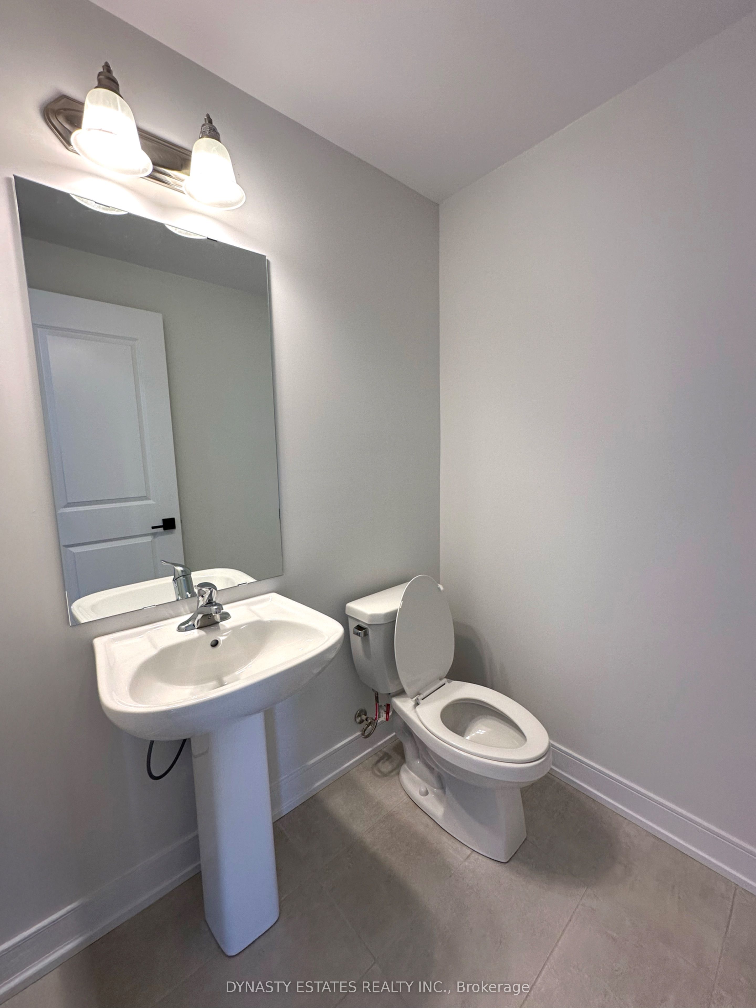 5947 Saigon Street Property Photo 11