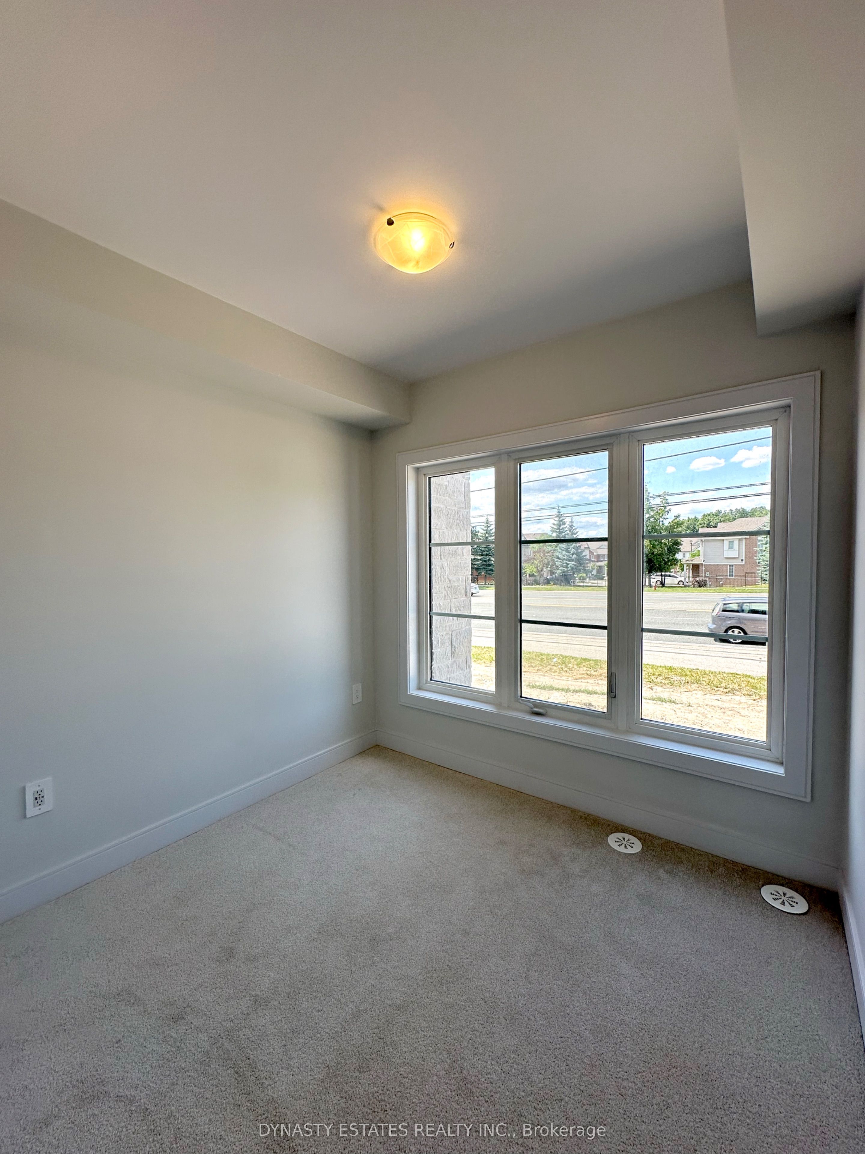 5947 Saigon Street Property Photo 33