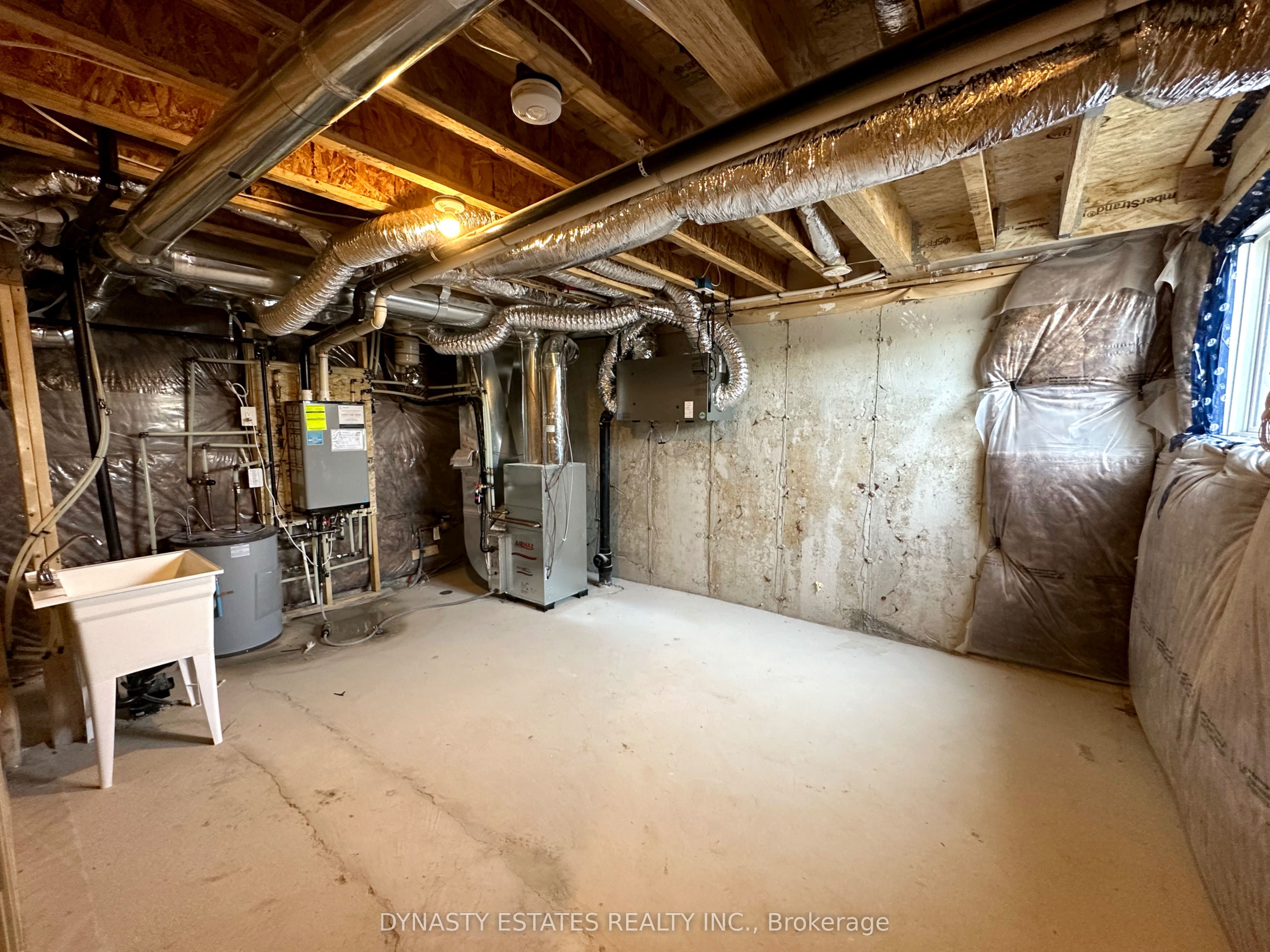 5947 Saigon Street Property Photo 36