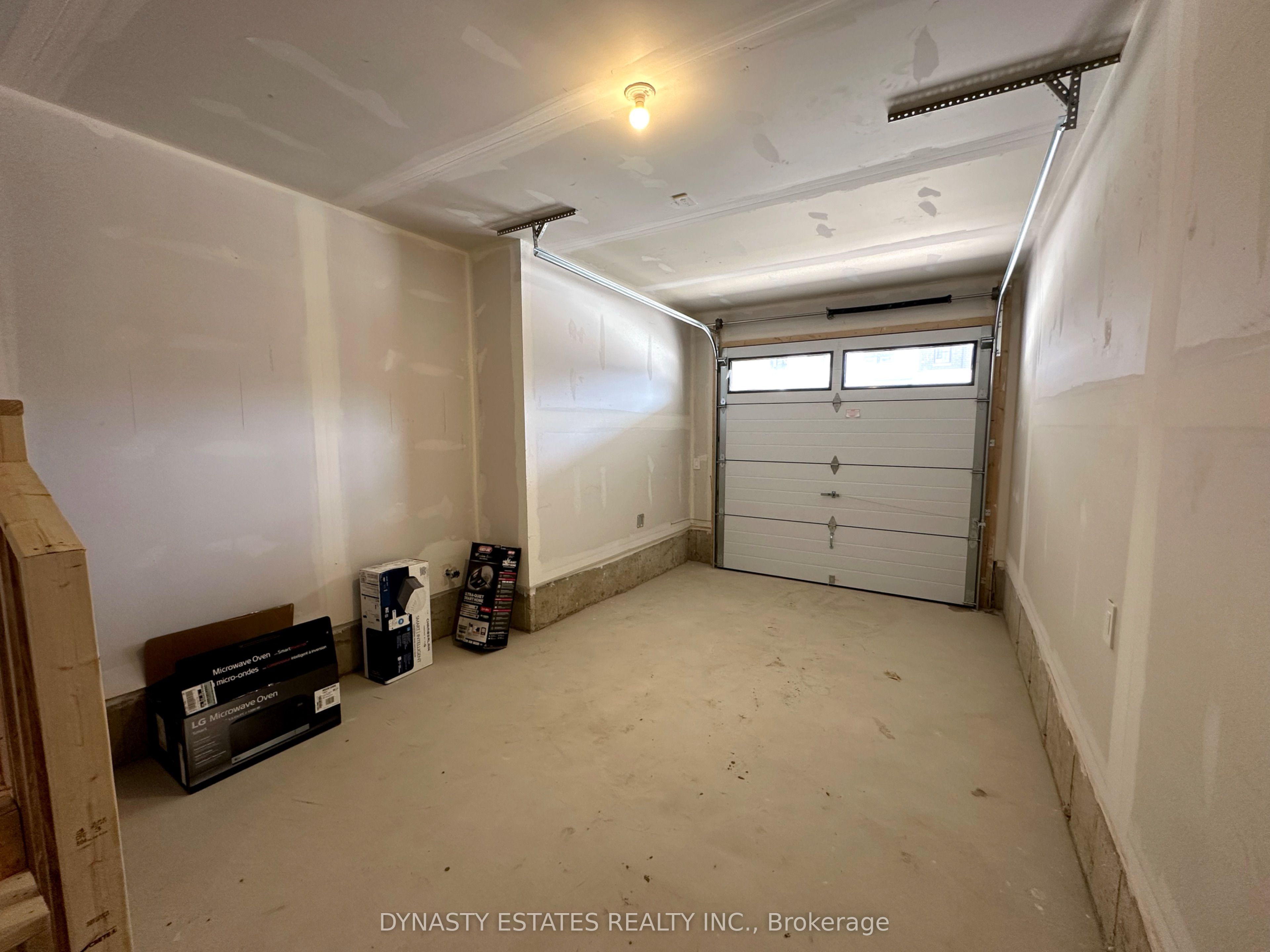 5947 Saigon Street Property Photo 39