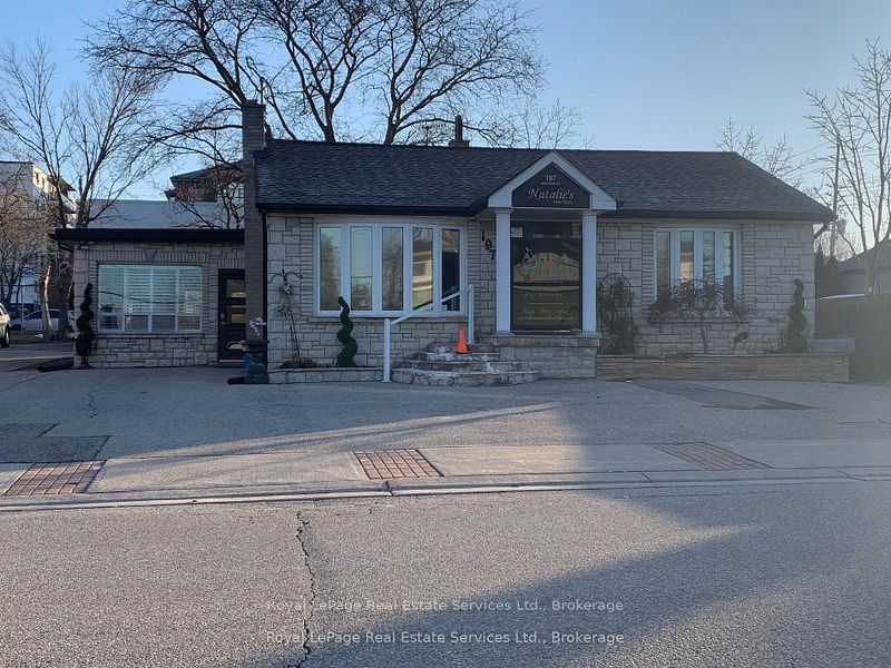 197 Broadway St Property Photo 1