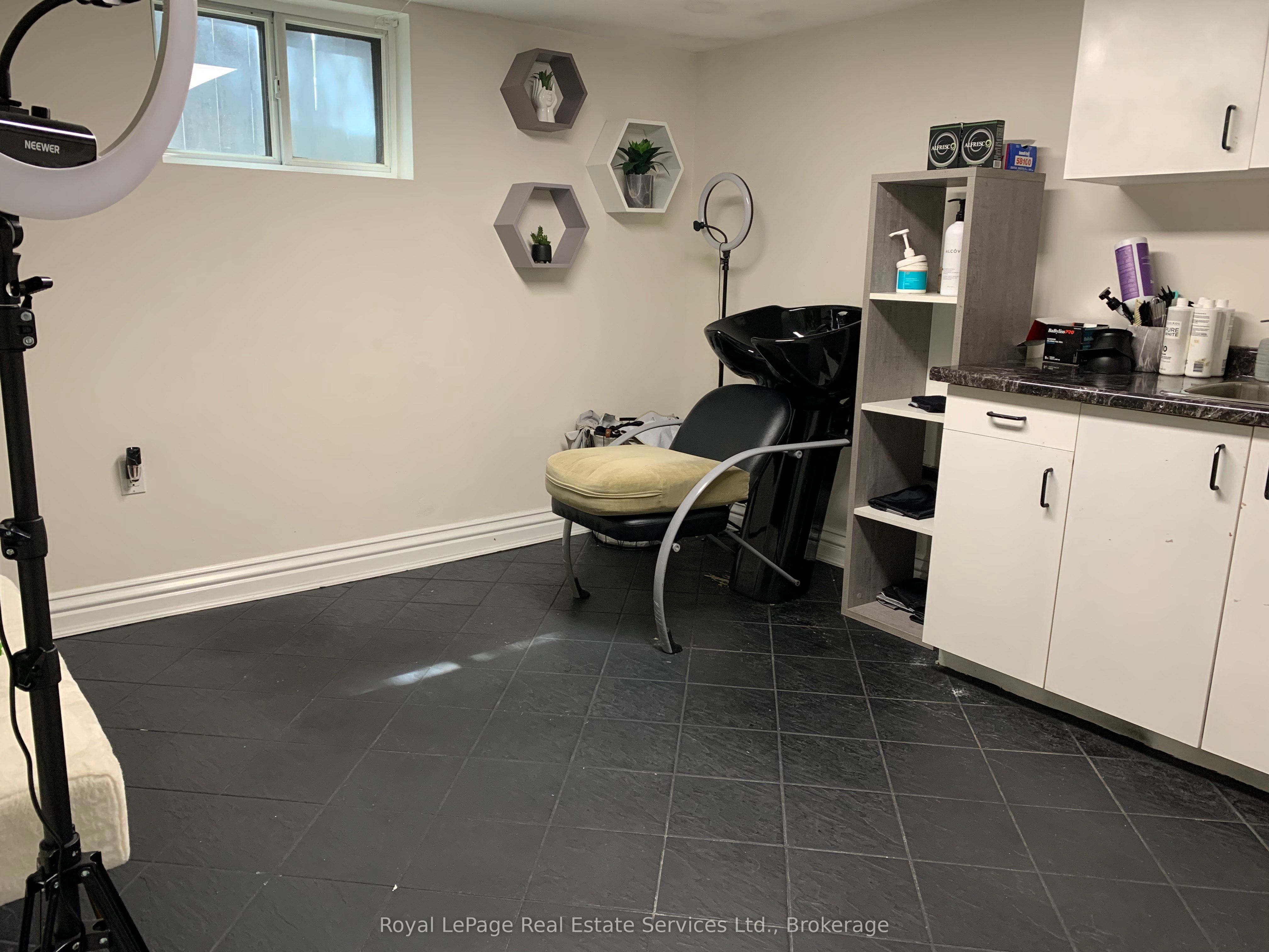 197 Broadway St Property Photo 8