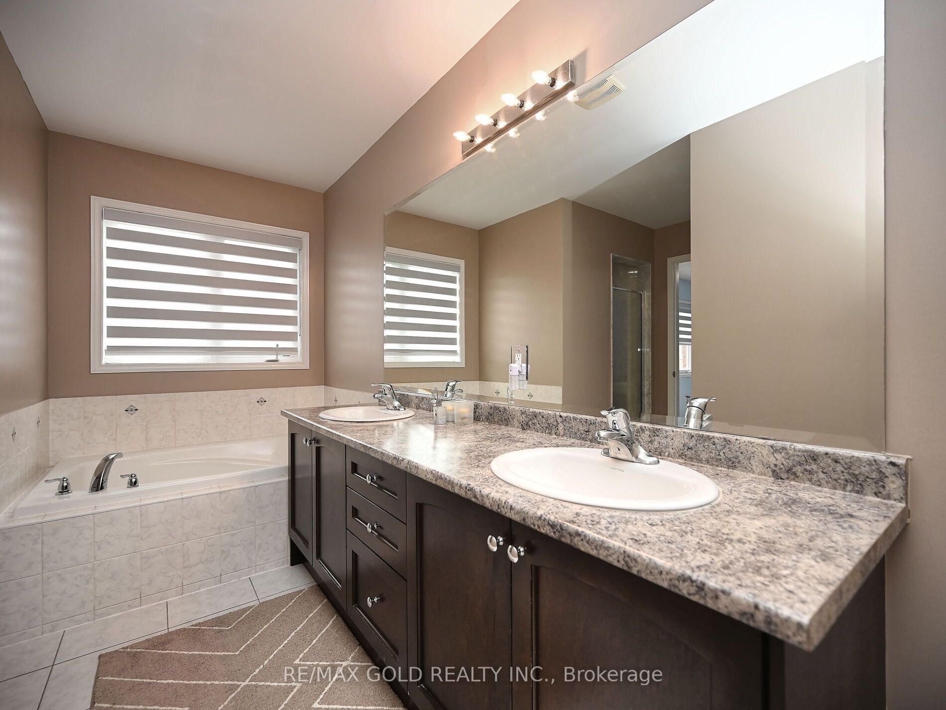 96 Ledger Point Cres Property Photo 26