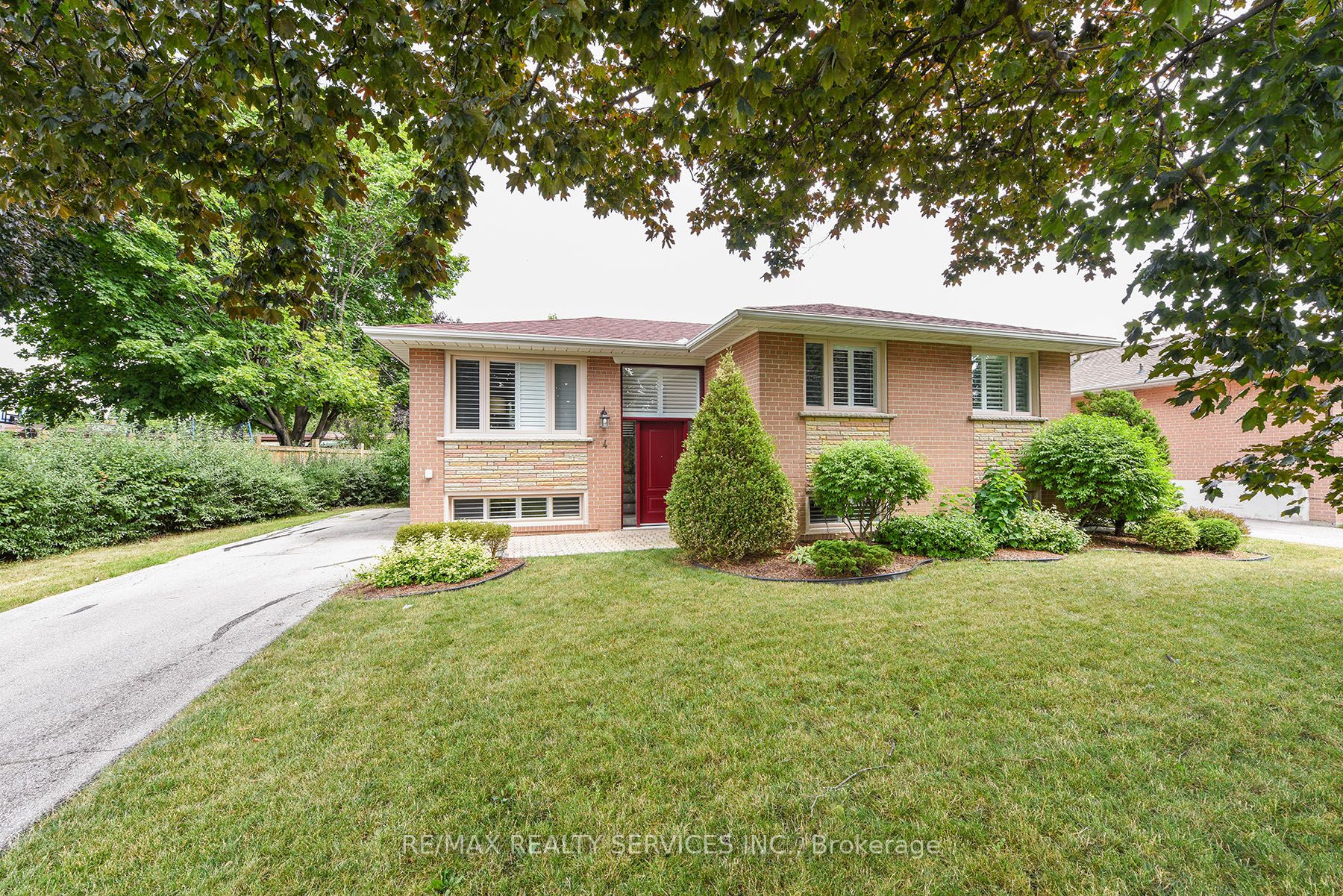 4 Ridgetop Ave Property Photo