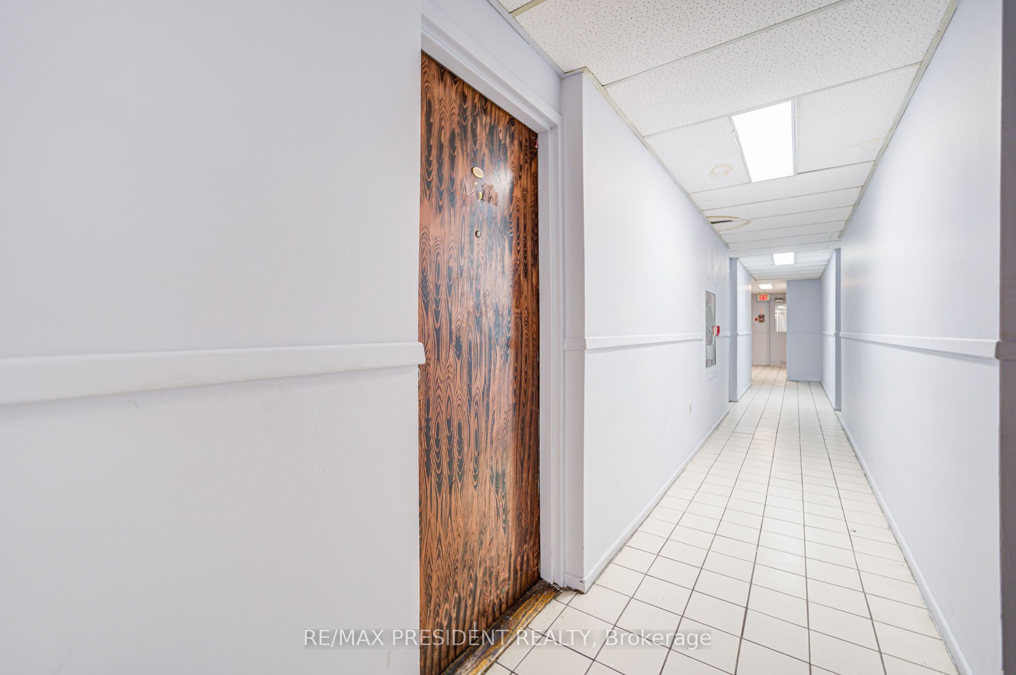 10 Eddystone Avenue 250 Property Photo 6