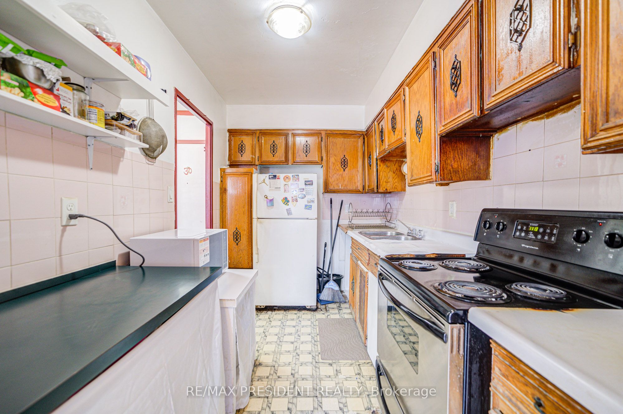 10 Eddystone Avenue 250 Property Photo 19