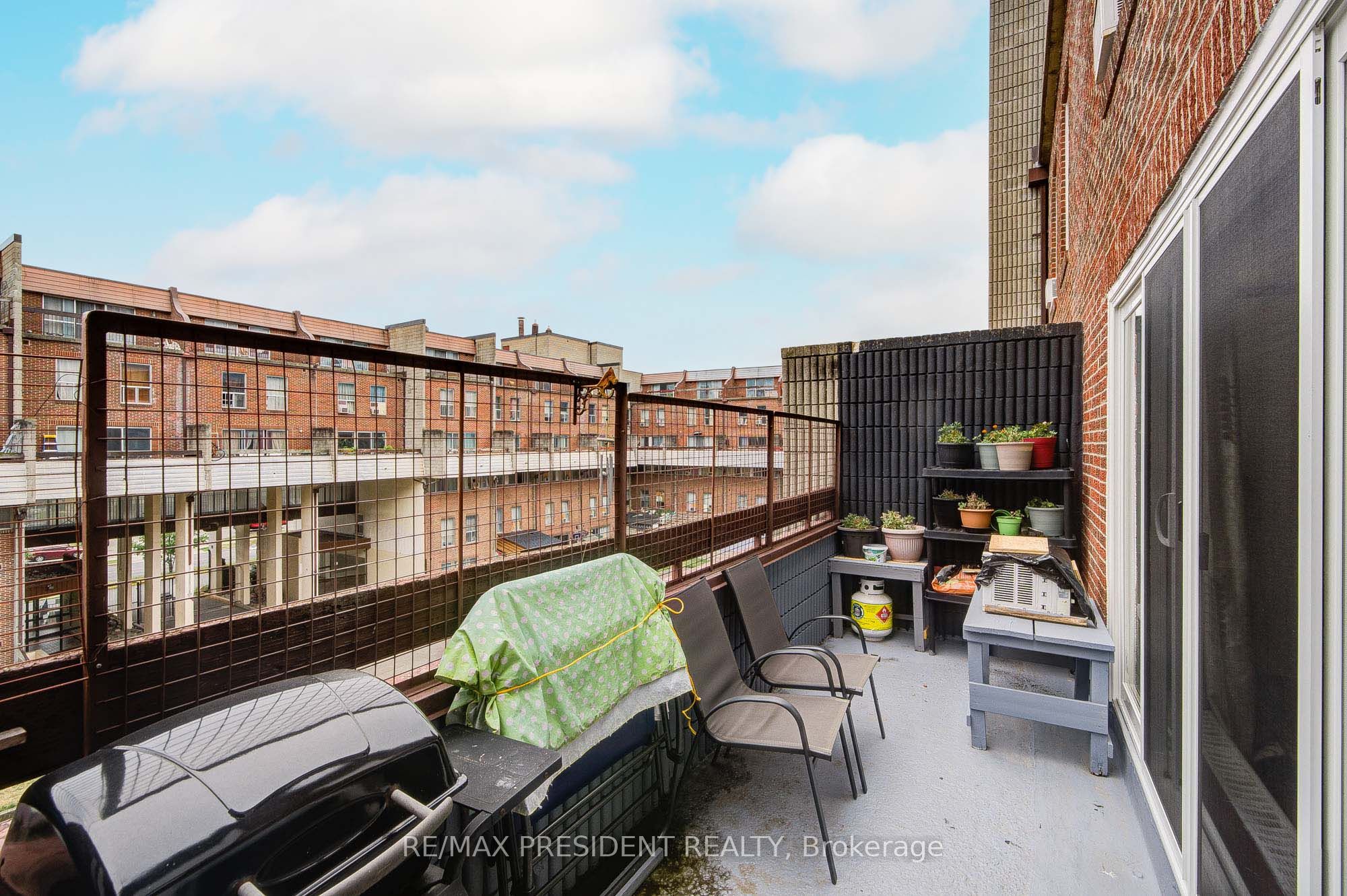 10 Eddystone Avenue 250 Property Photo 23