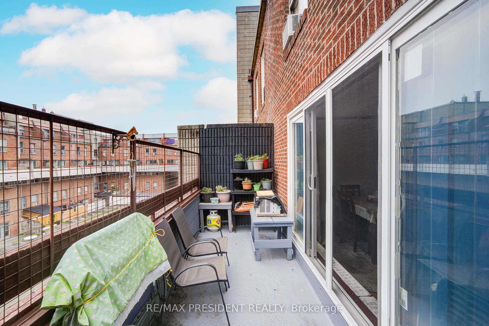10 Eddystone Avenue 250 Property Photo 24