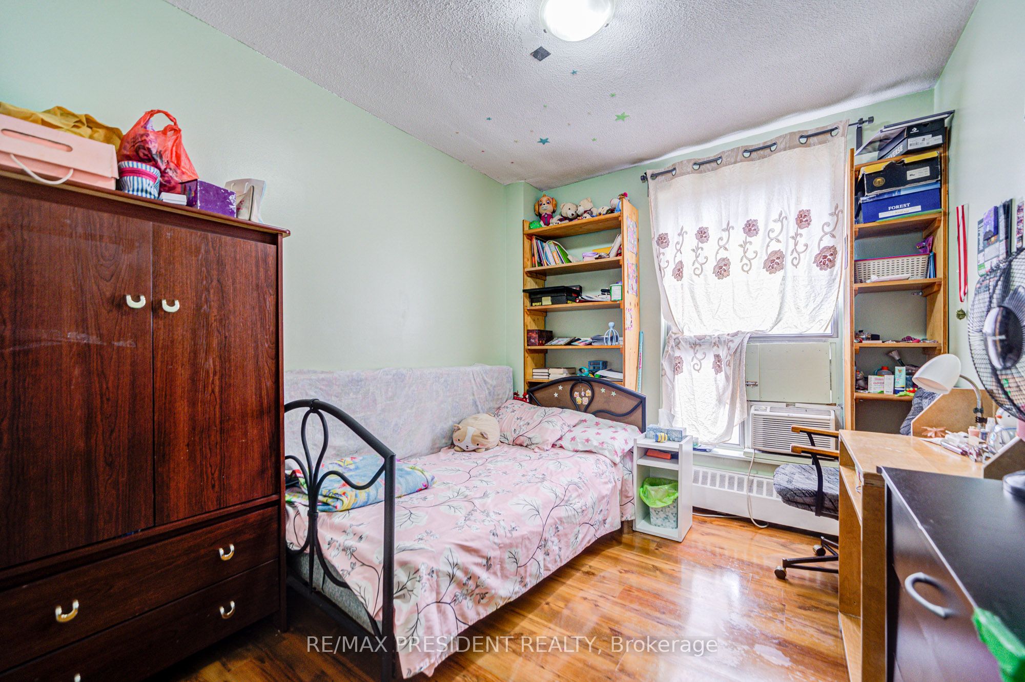 10 Eddystone Avenue 250 Property Photo 28
