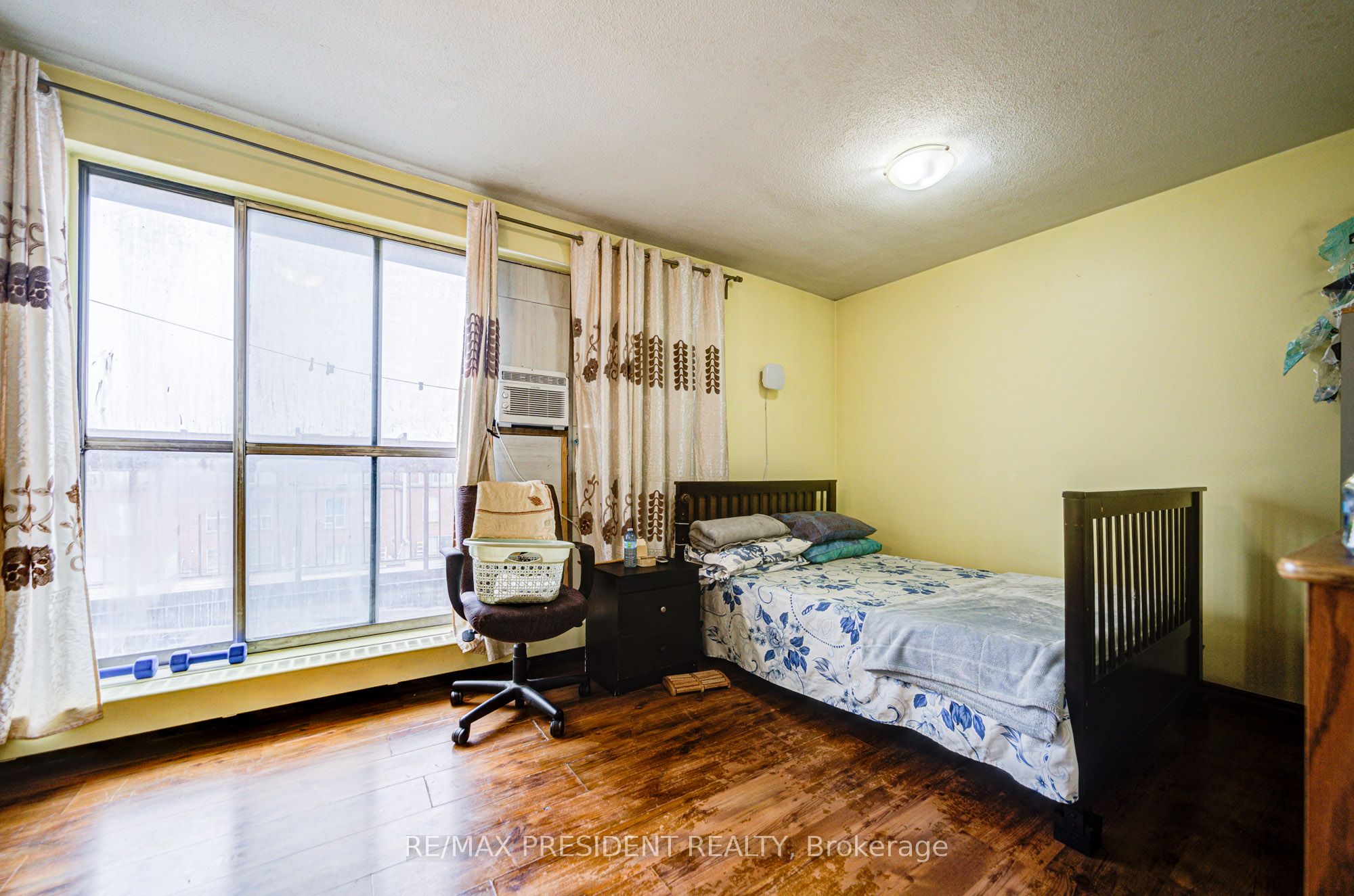 10 Eddystone Avenue 250 Property Photo 36