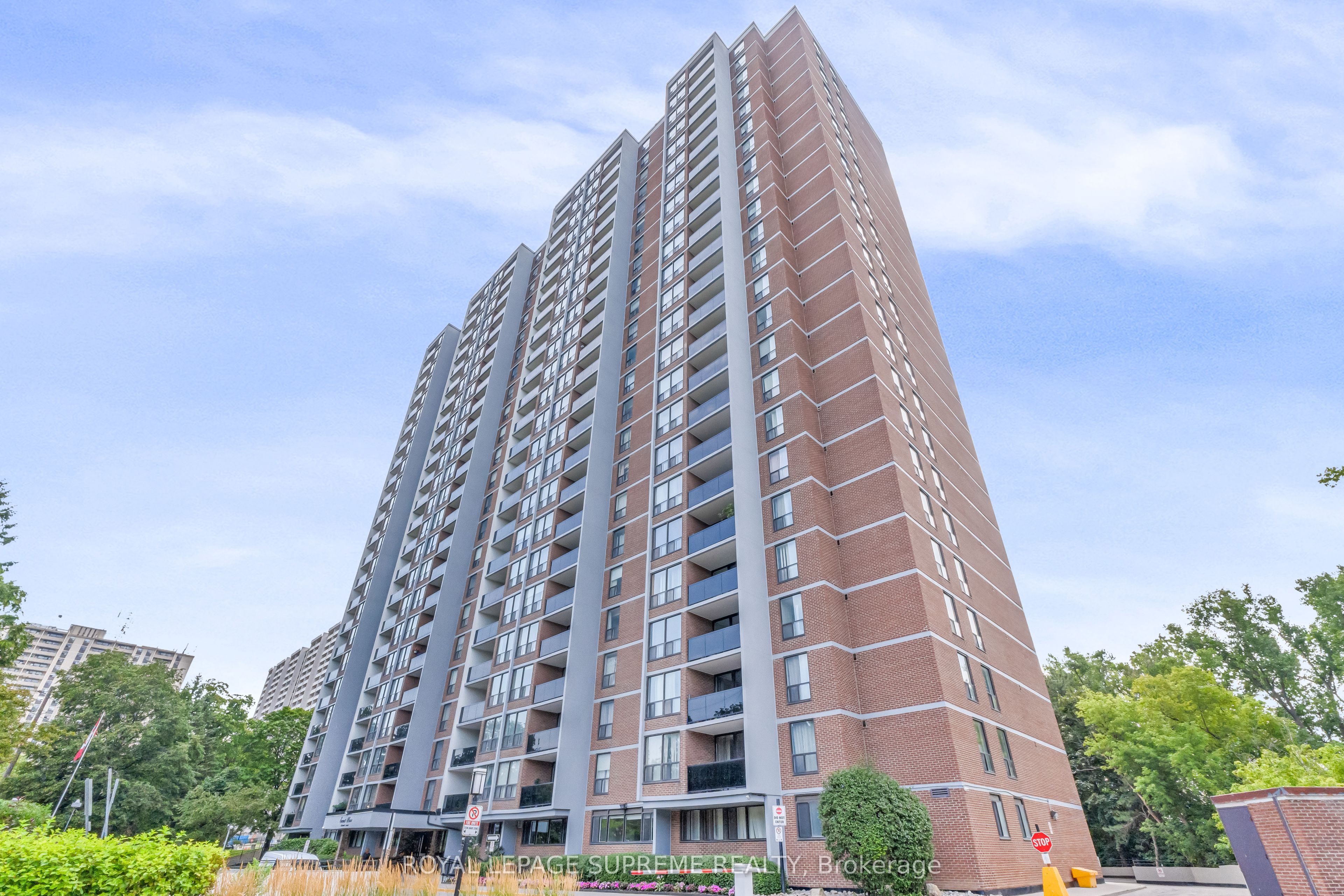 85 Emmett Avenue 610 Property Photo 1