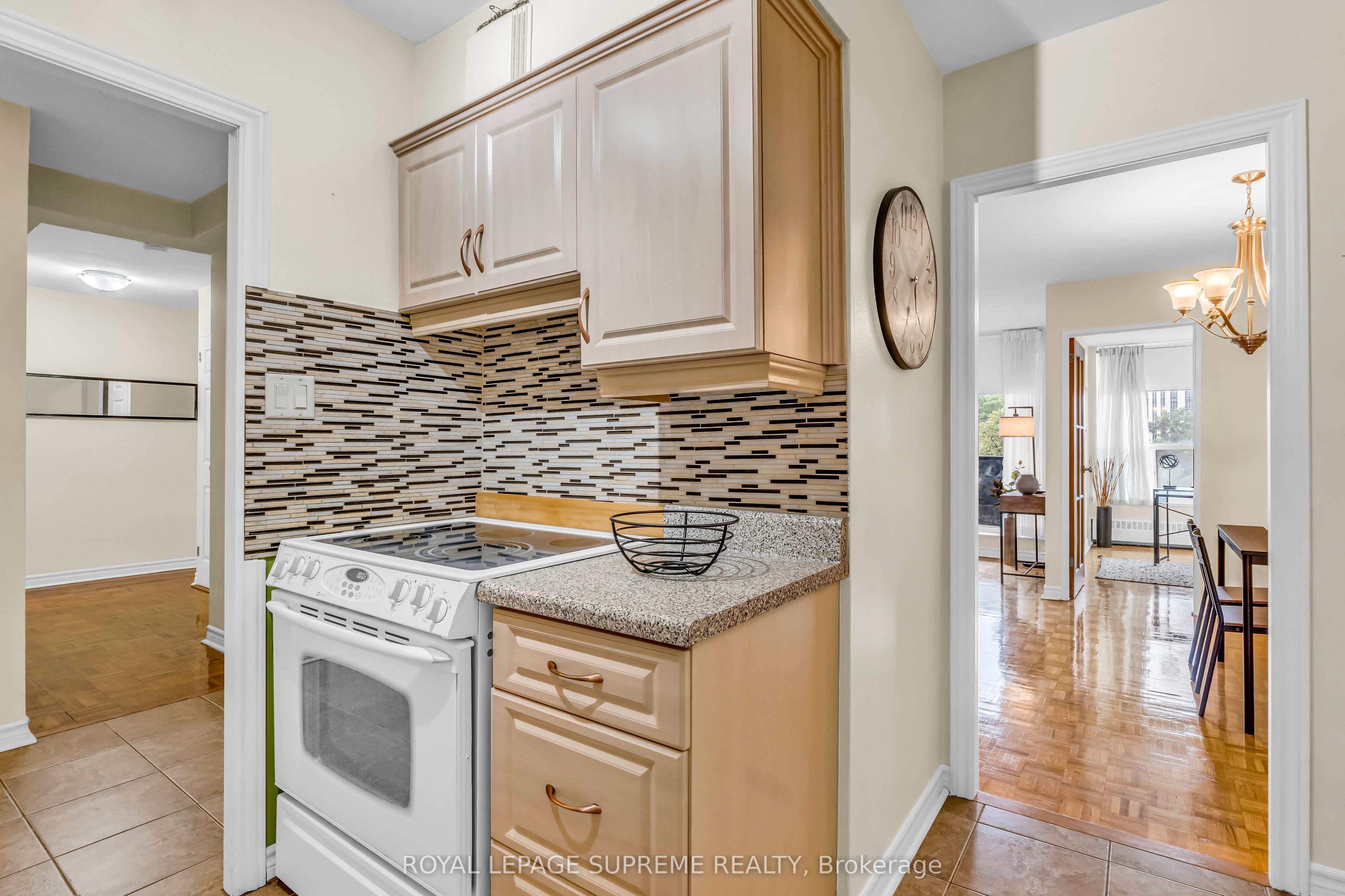 85 Emmett Avenue 610 Property Photo 6