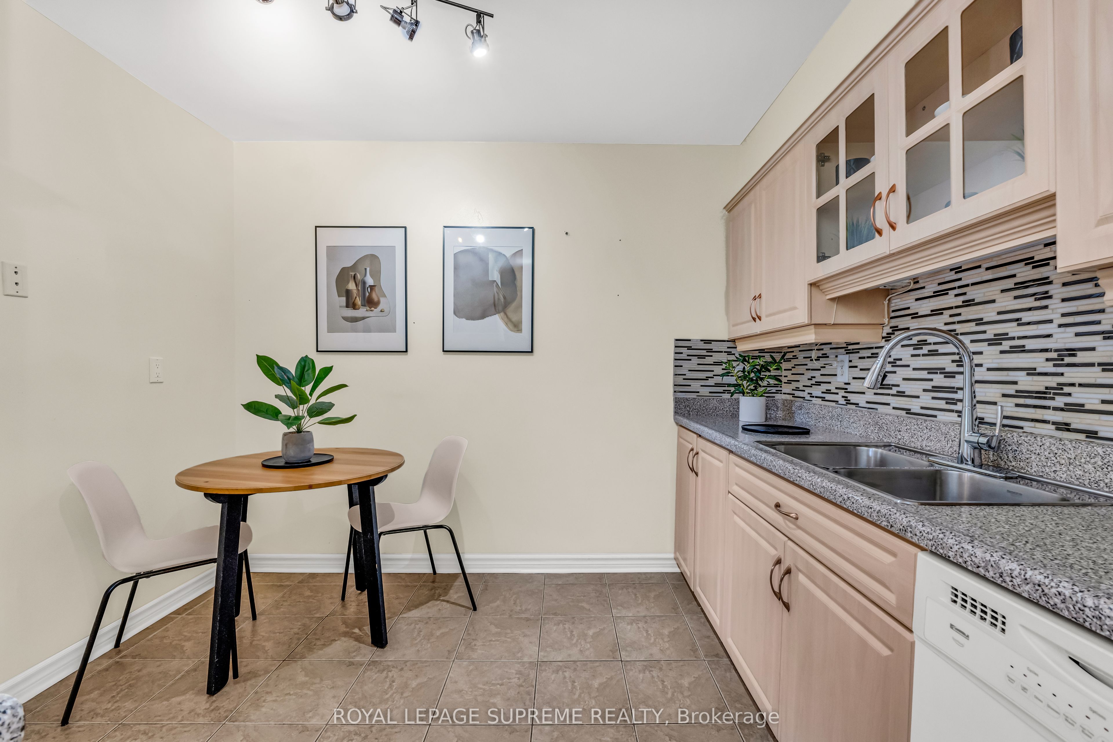 85 Emmett Avenue 610 Property Photo 8