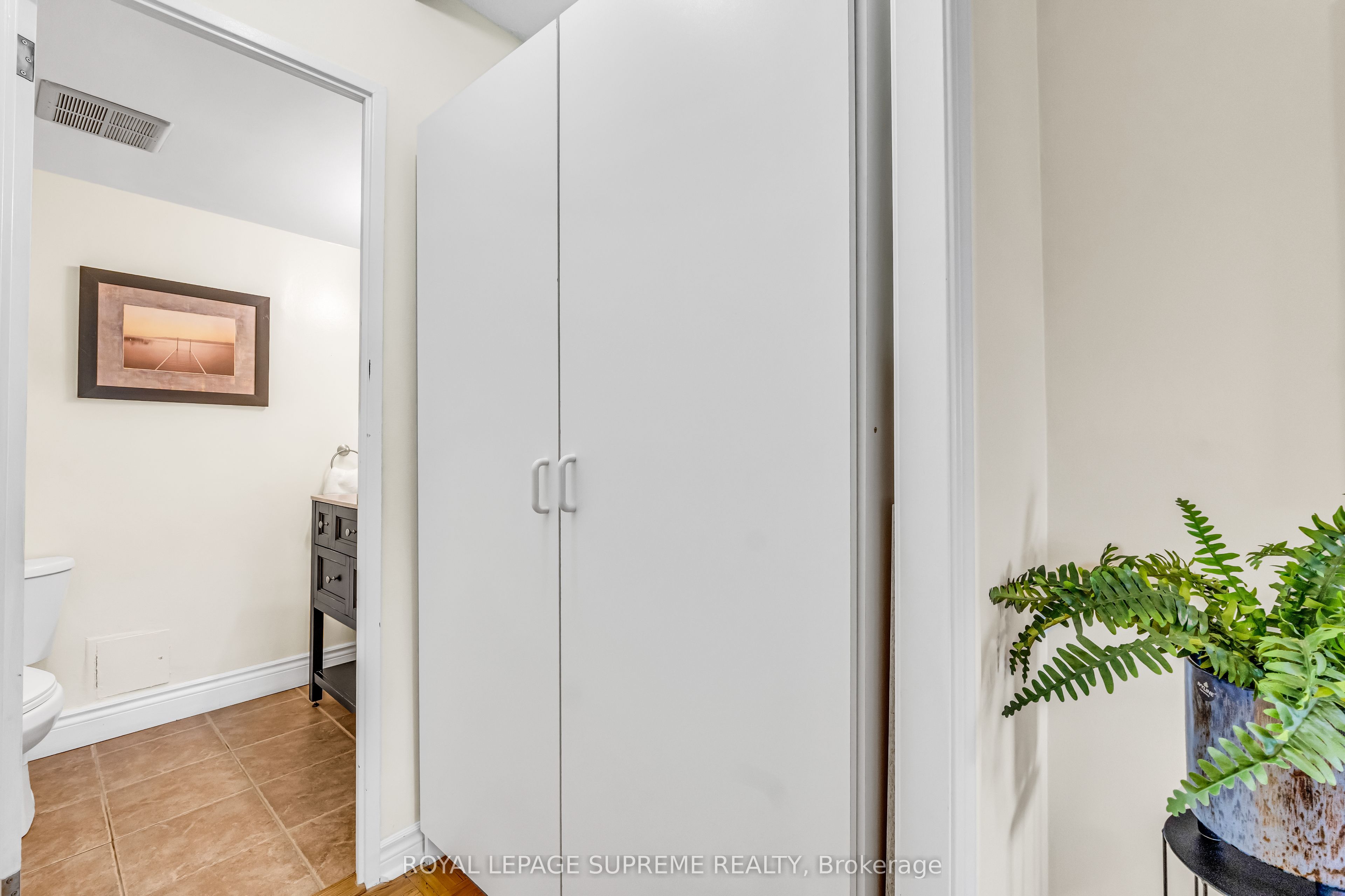 85 Emmett Avenue 610 Property Photo 26