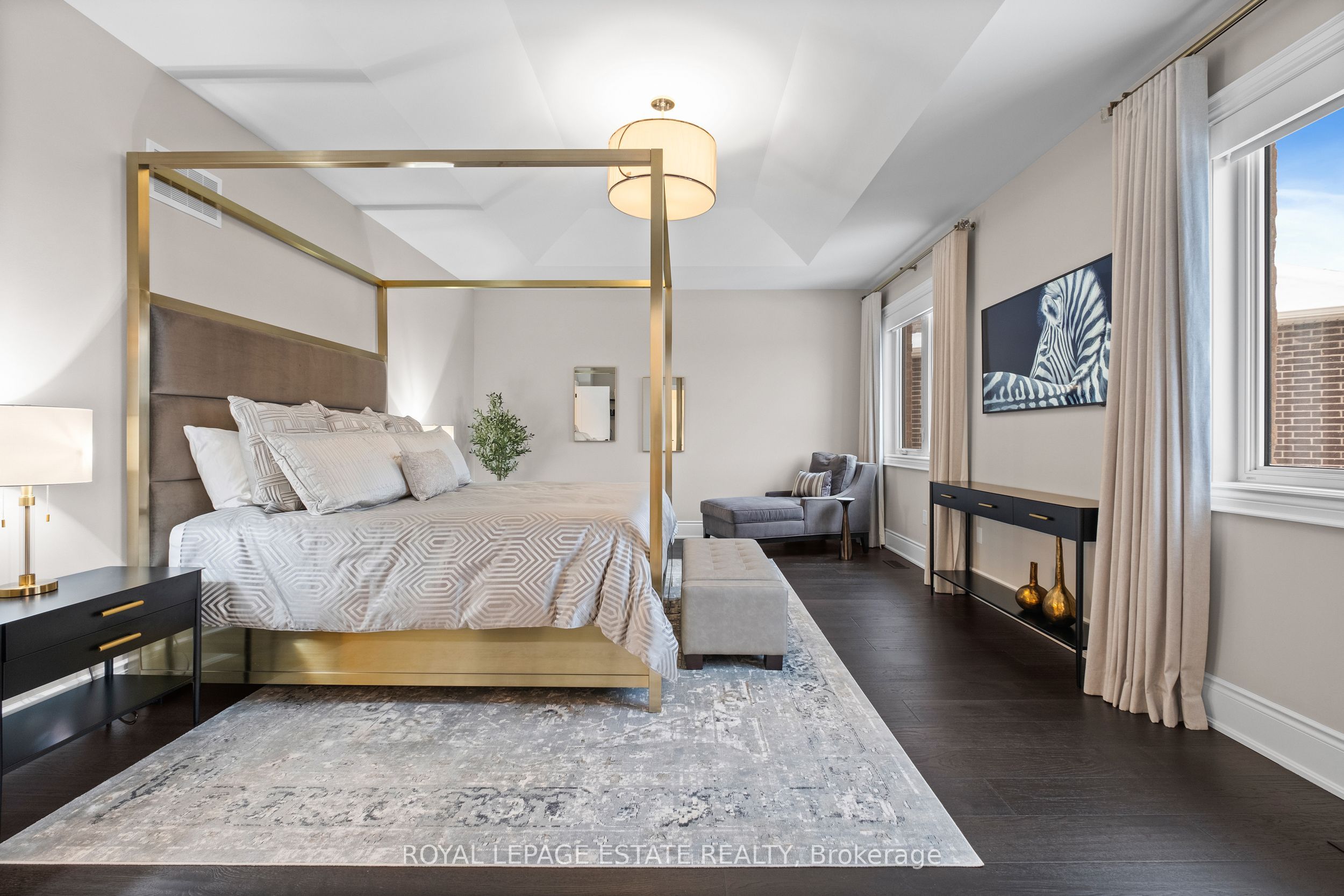 2338 Hyacinth Crescent Property Photo 18