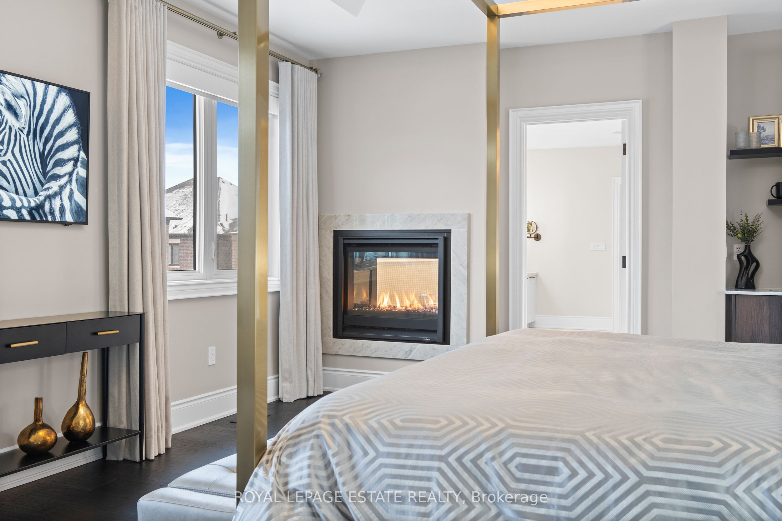 2338 Hyacinth Crescent Property Photo 19