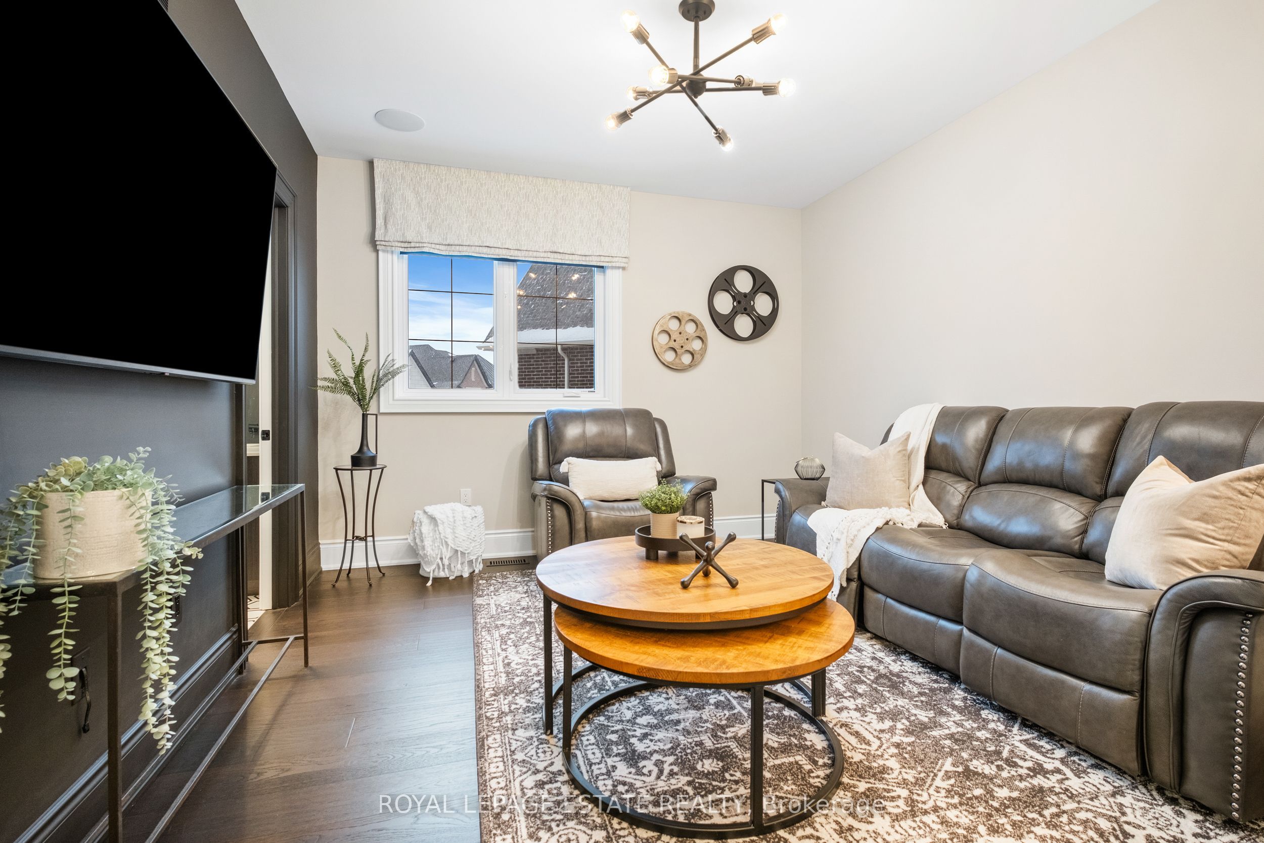 2338 Hyacinth Crescent Property Photo 25