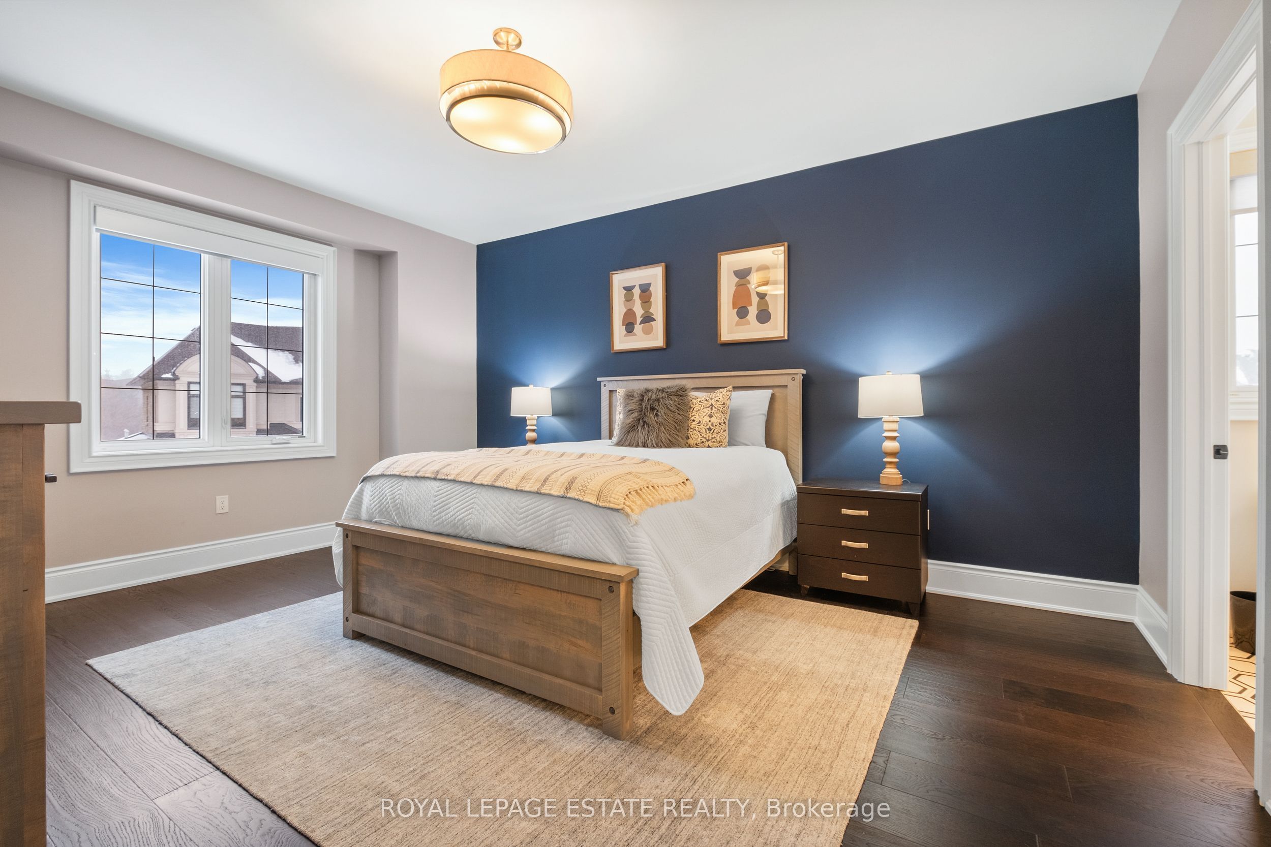 2338 Hyacinth Crescent Property Photo 28