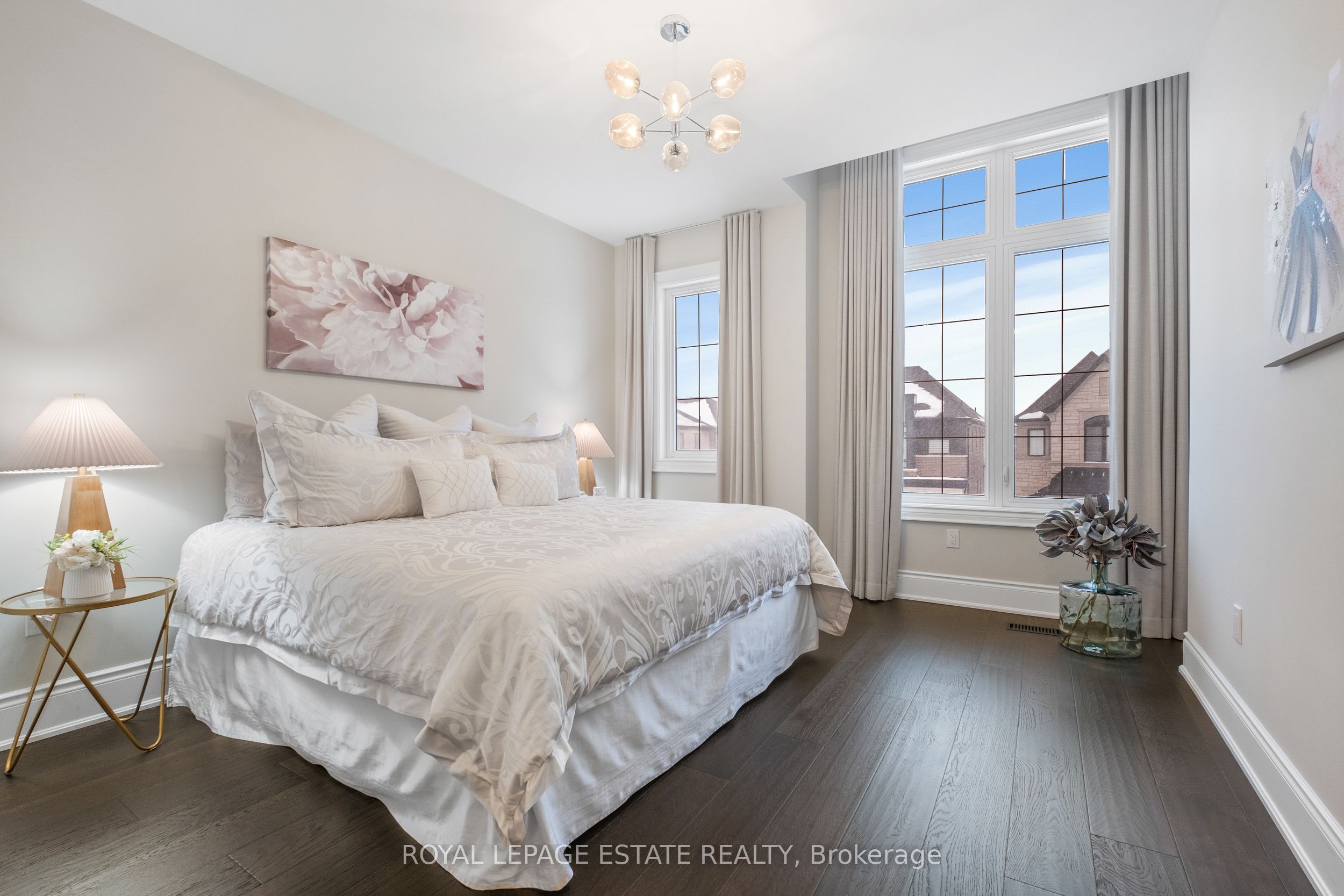 2338 Hyacinth Crescent Property Photo 33