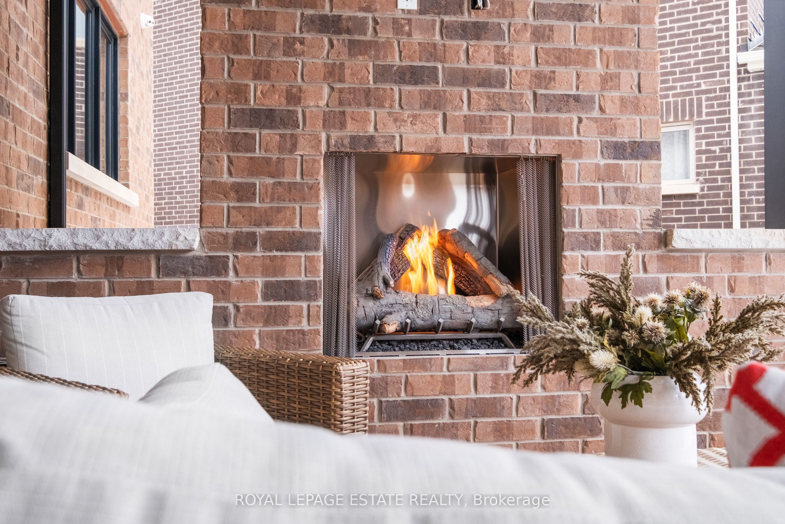 2338 Hyacinth Crescent Property Photo 38