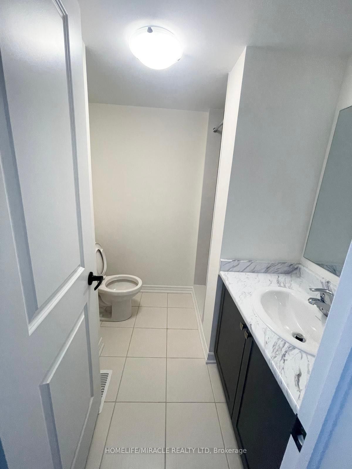 12 Nelles Way Property Photo 19